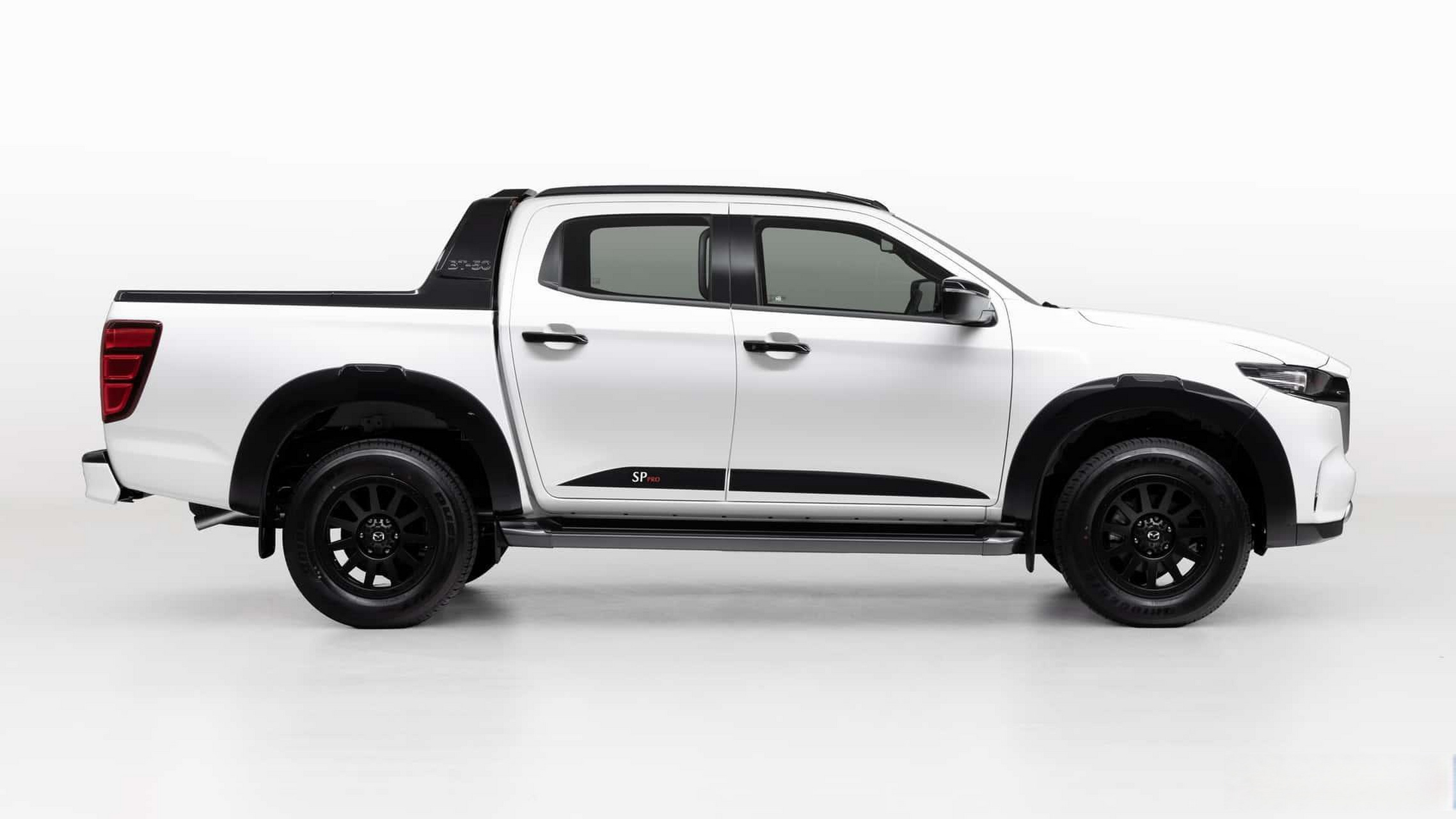 马自达bt-50皮卡新版本官图发布!