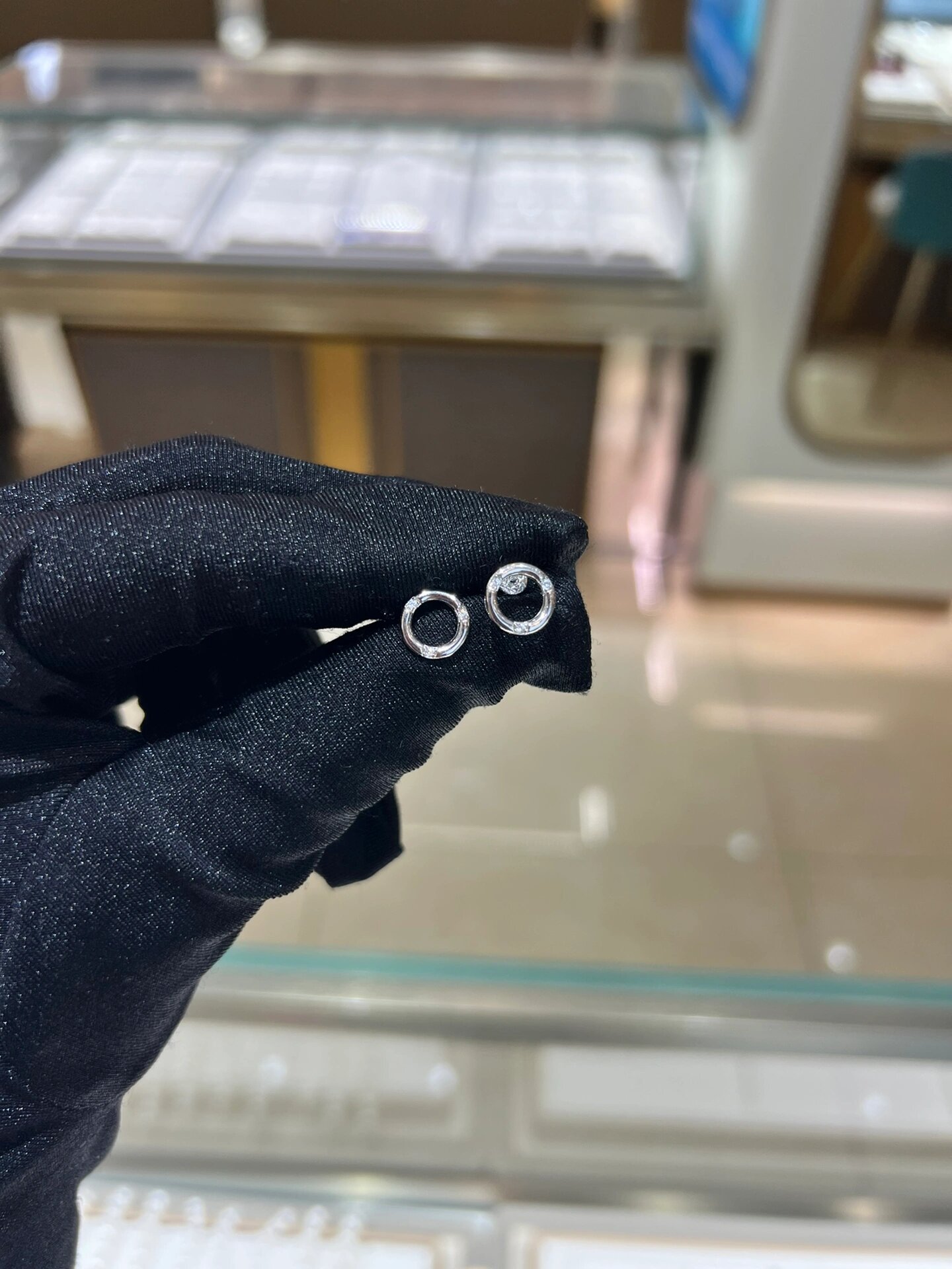 老凤祥银耳钉 | 养耳必备75/一对