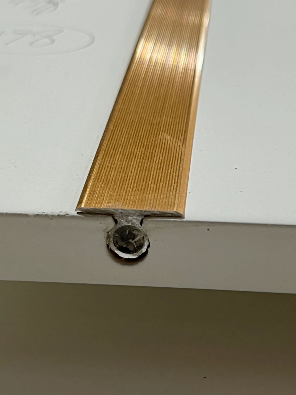 柜门装拉直器究竟有没有用,工厂一线告诉你 在我们