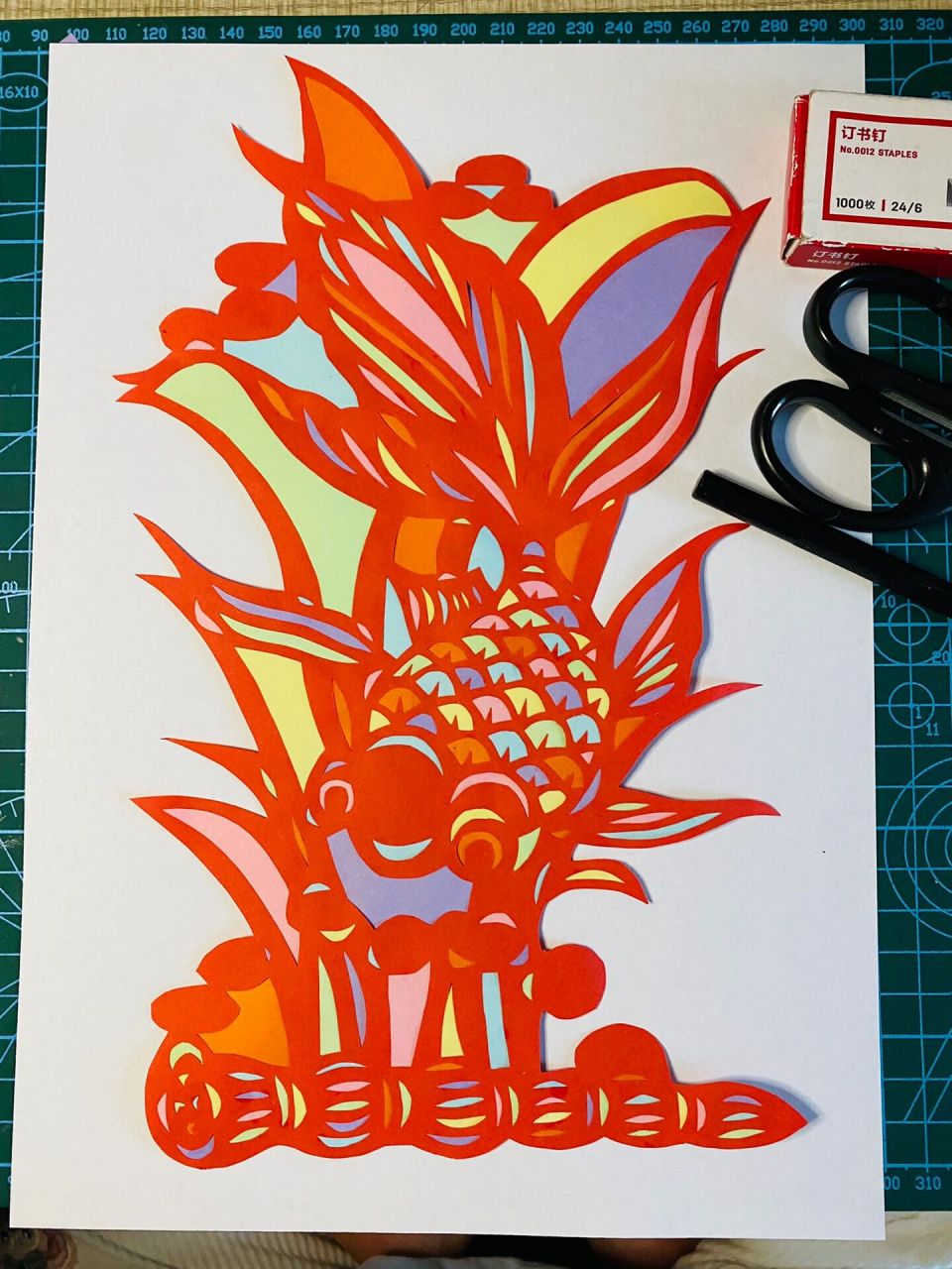 【剪纸刻纸】莲莲有鱼套色刻纸 首个套色成品刻纸 尝试不同的刻纸