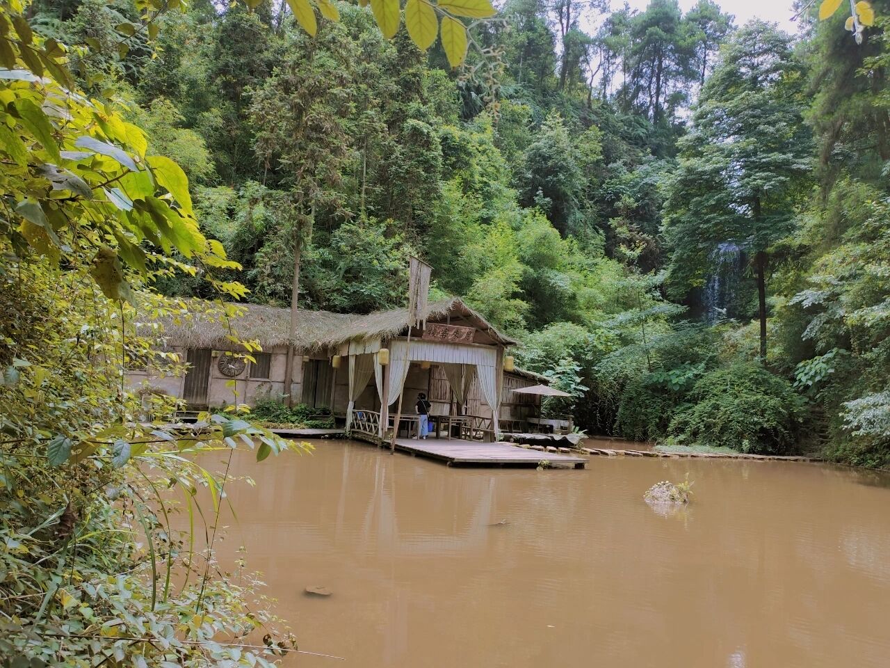 亲子游 || 巴南迎龙峡 [并不简单]周末带小孩去巴南迎龙峡游玩,里面的