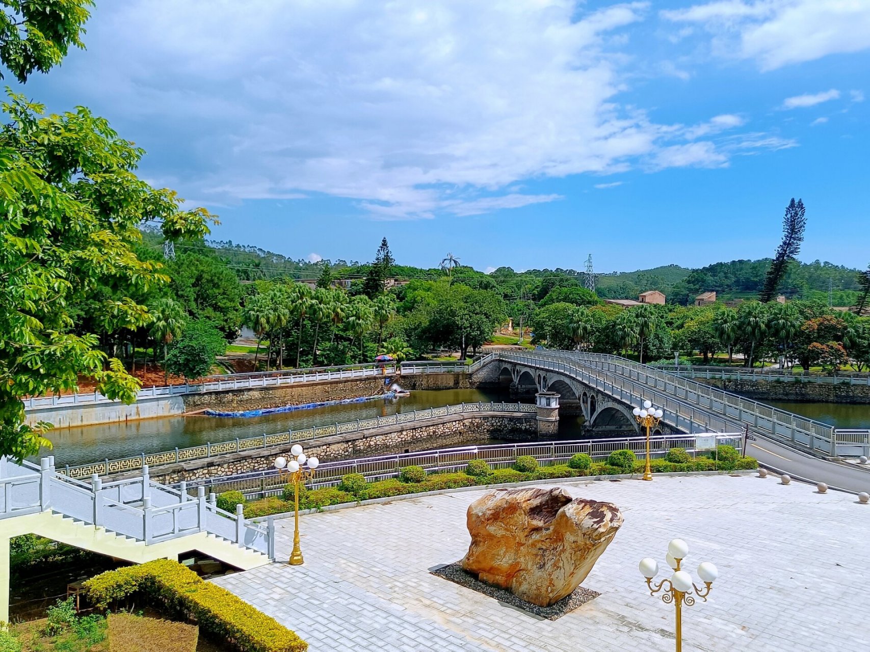 廉江鹤地水库,库区跨两省(广东,广西),三市(湛江,玉林,茂名)四县