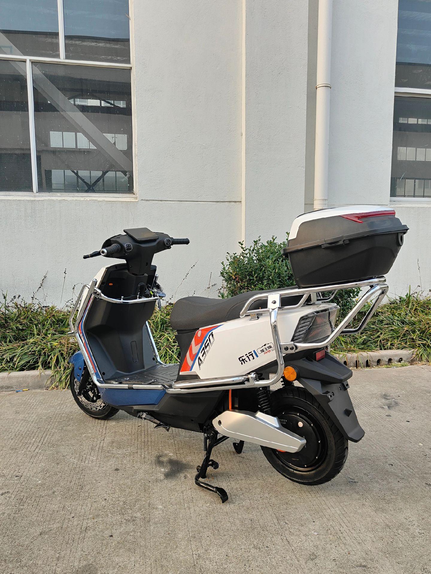 乐行电车,新款坡王a350动力之王来啦 ,96v32ah前后碟刹,朝阳90/90-10