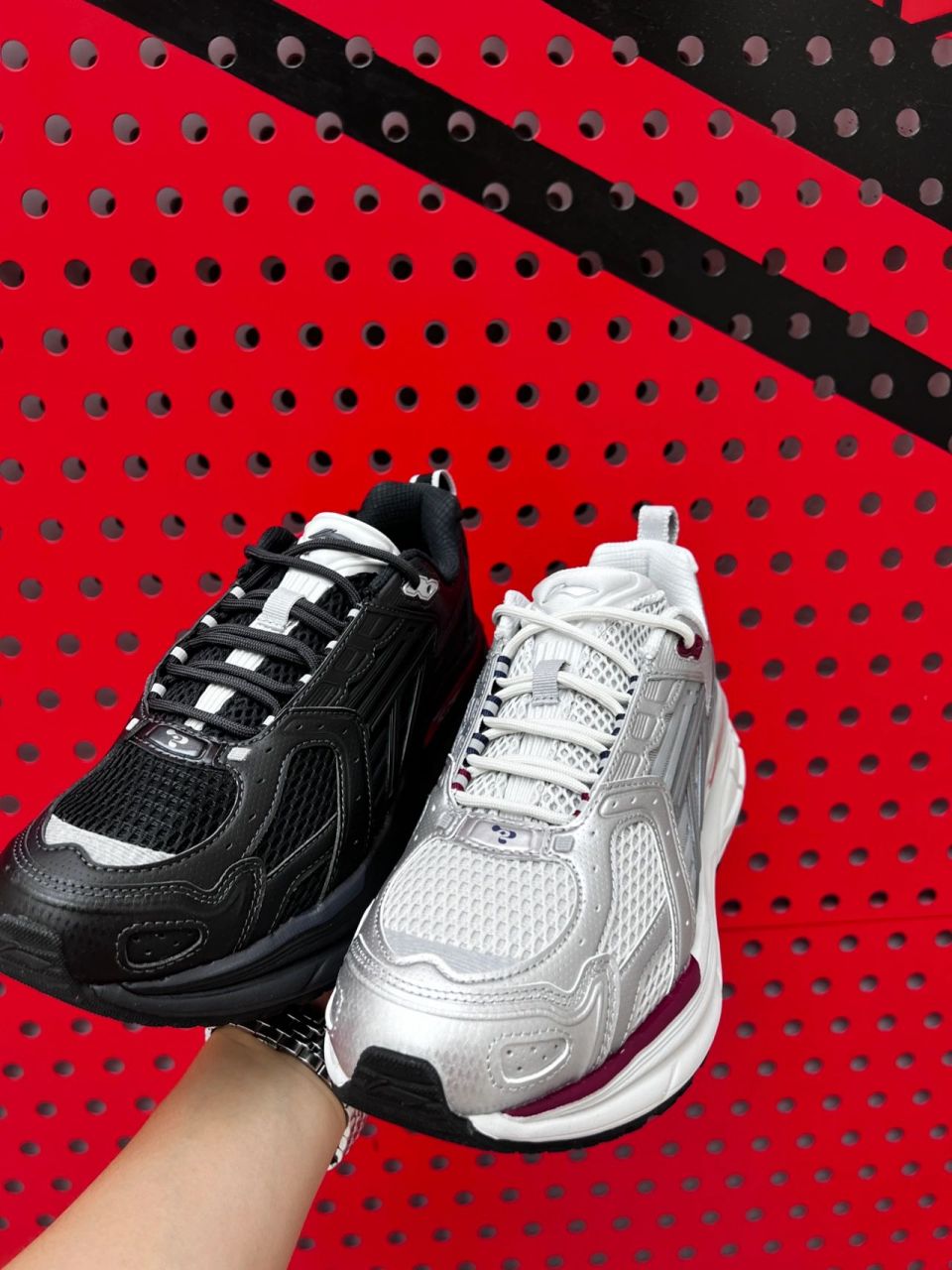 李宁4月份新品-羿星5 954月份的新款羿星5代上线了6599流线型的