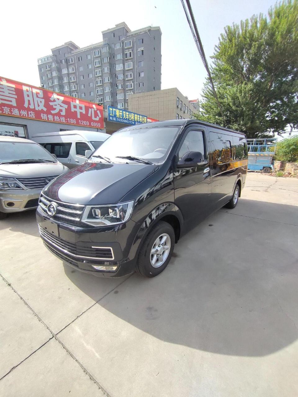 金龙凯瑞十座黄牌可以进二环#百家号汽车 #汽车 #dou是好车