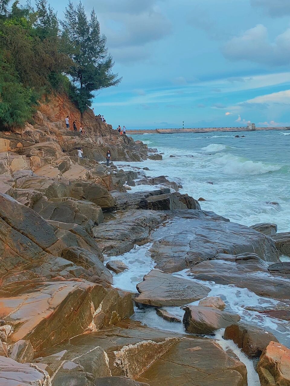 冠头岭海滩日落 | 绝美夕阳拍照92 - 北海市冠头岭,是北海市区最高