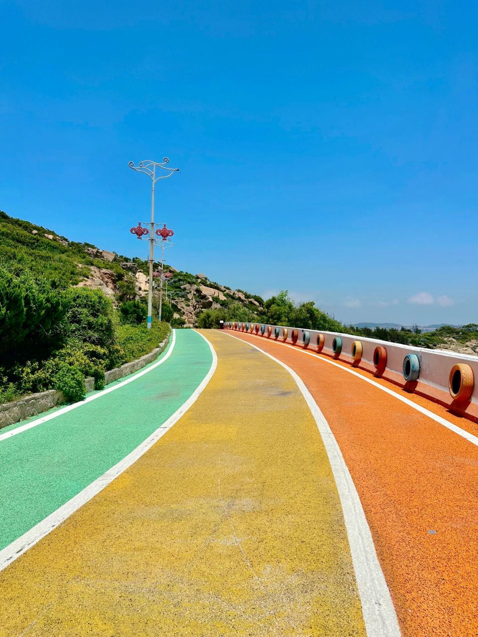 福建|莆田湄洲岛|我也拍到彩虹路啦96 彩虹路有两条 大面积铺色的这