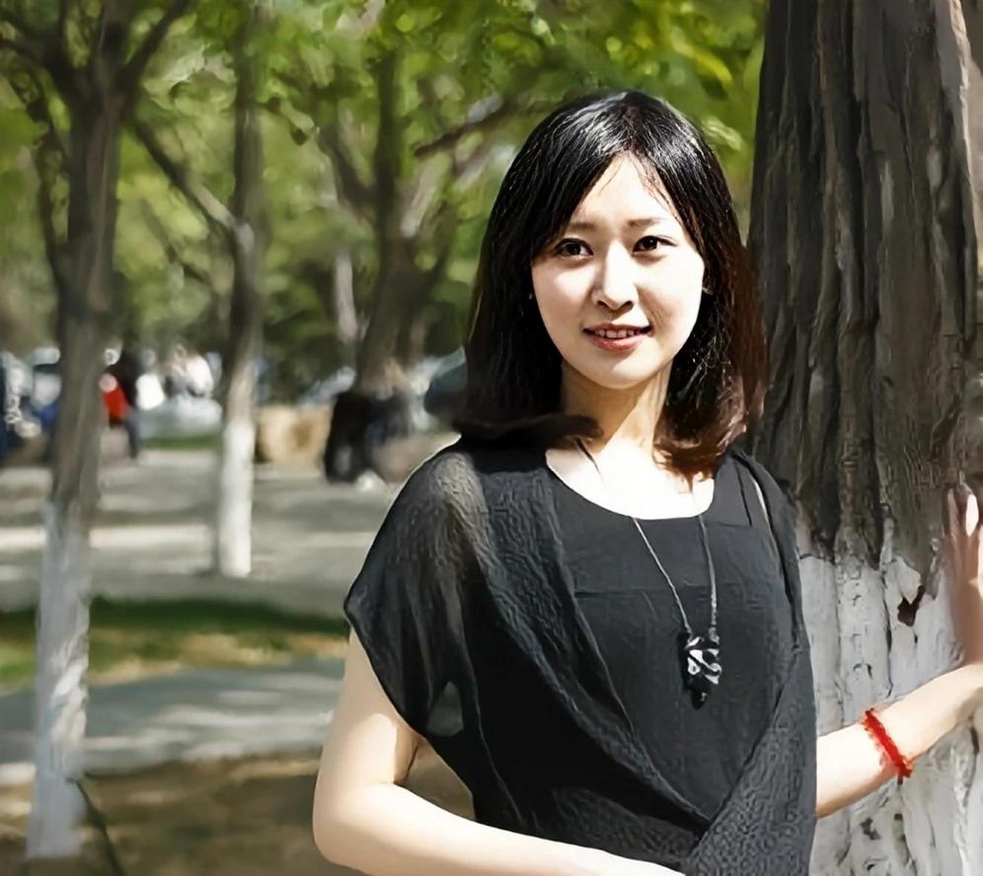 央视新闻联播迎来首位90后主播,她就是王音棋!