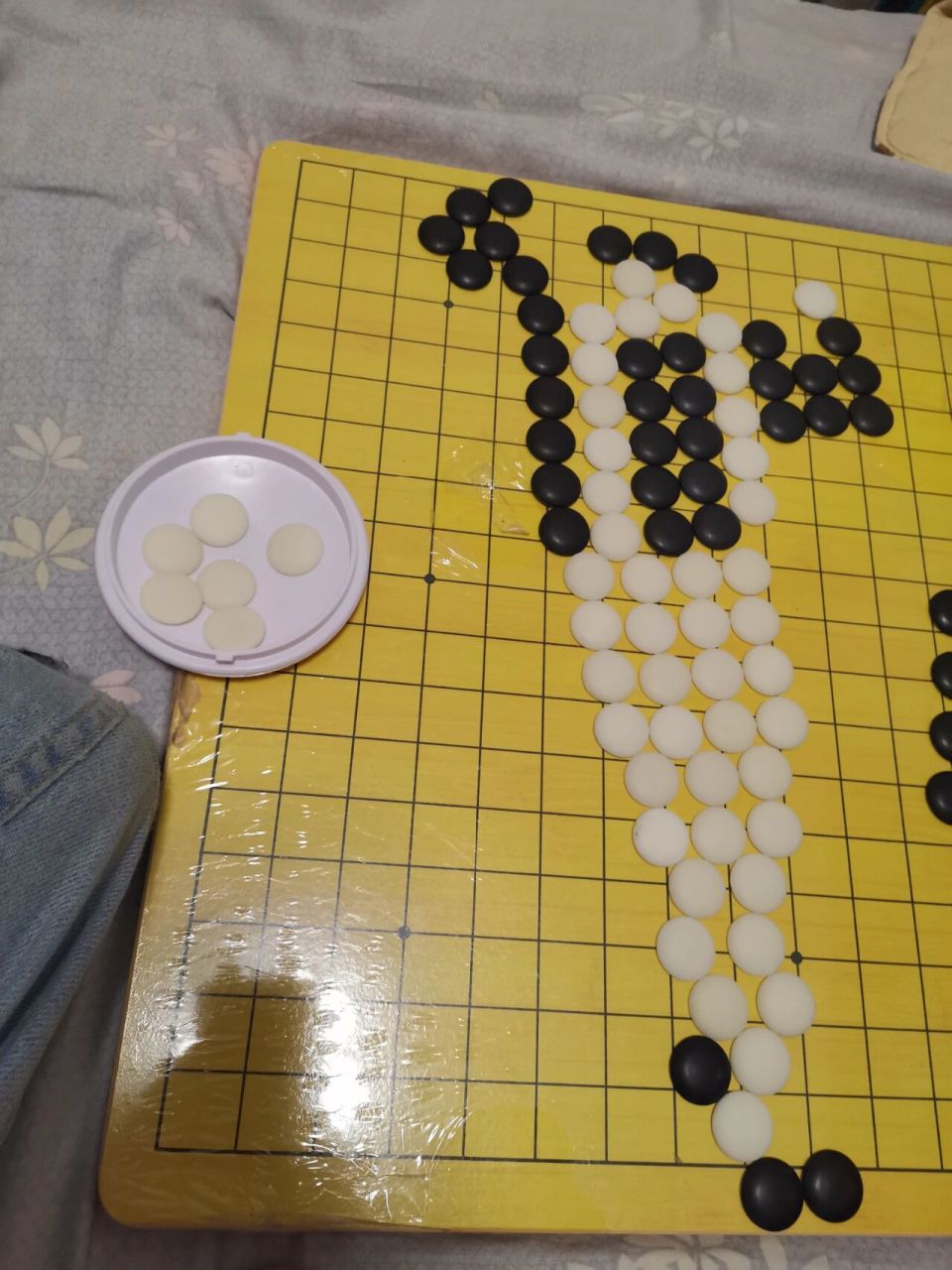 用五子棋做的鲲(坤) [害羞][害羞][害羞][汗][汗][汗][鼓掌]