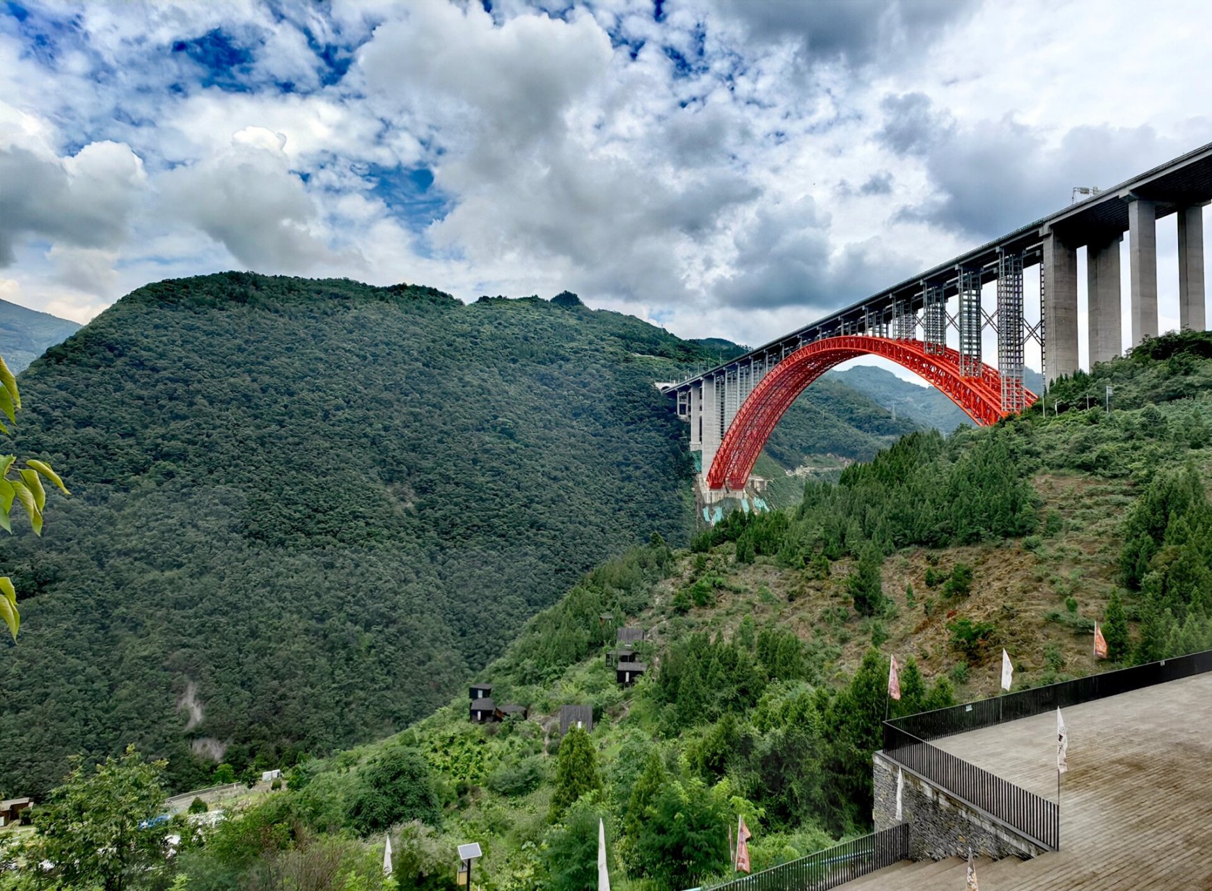 贵州避暑闲游之大发天渠 #给我看看你拍到的天空