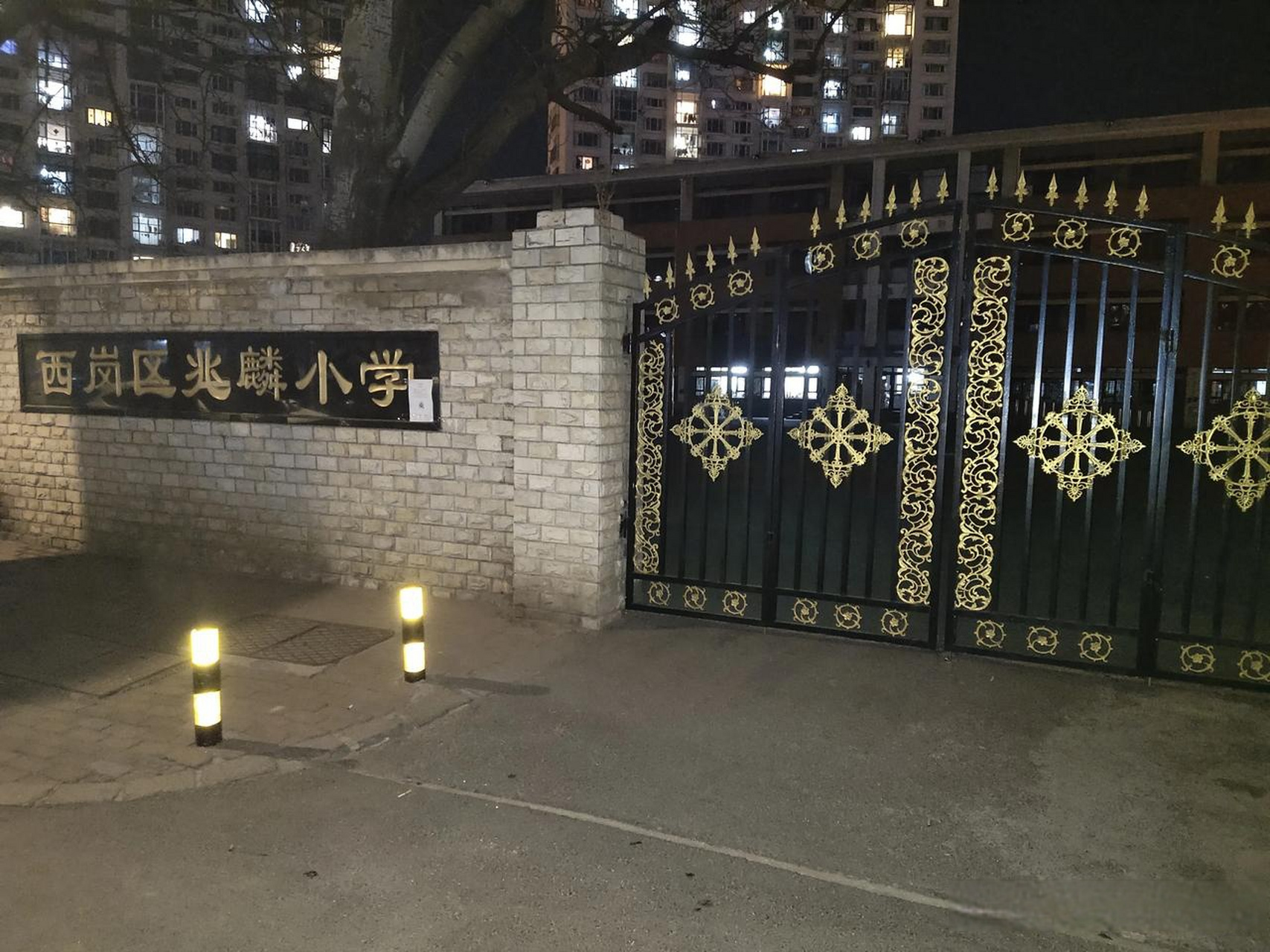 论教学方面,兆麟小学在大连市各大小学中都排在后面,以前是,现在也是.