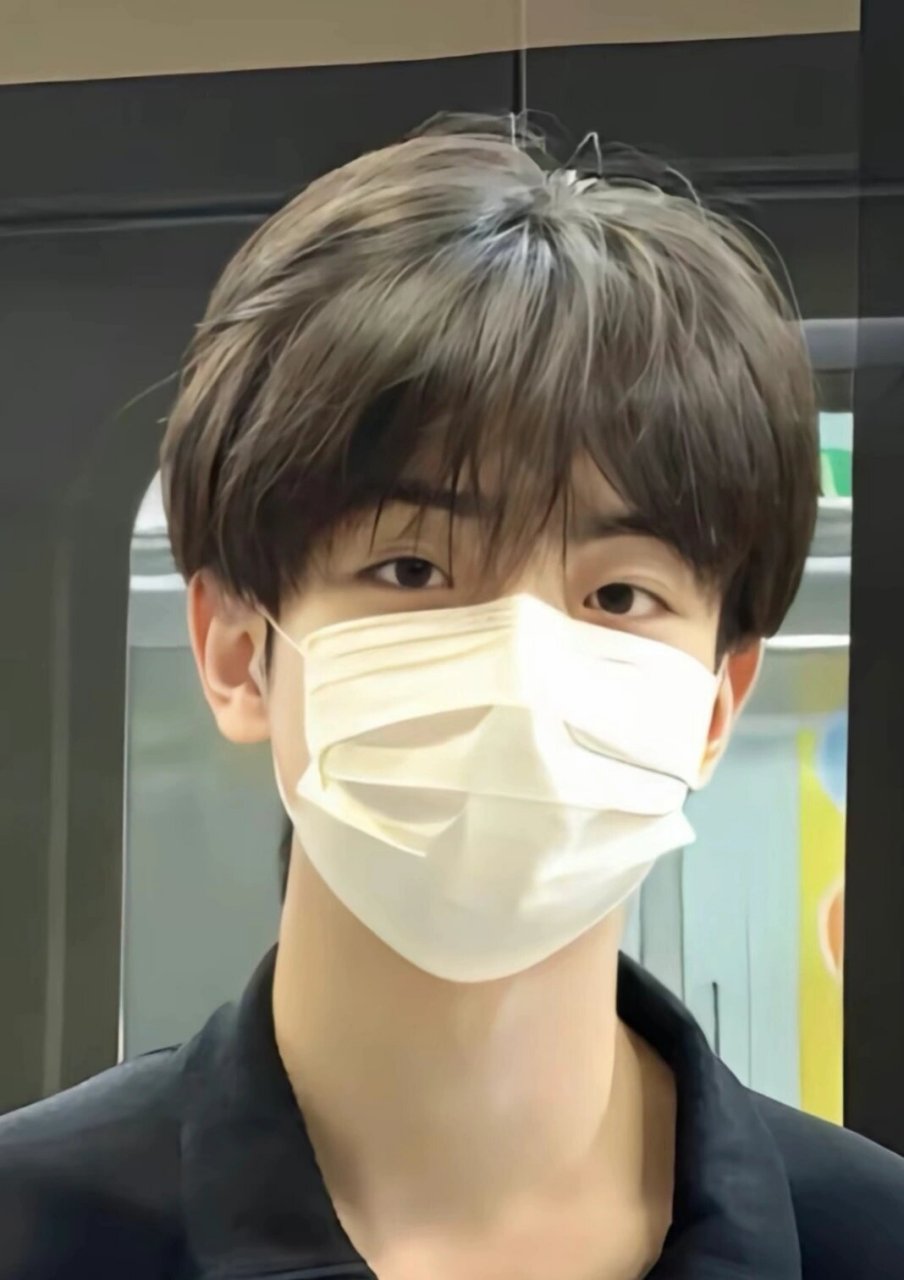 超帅日系碎盖发型