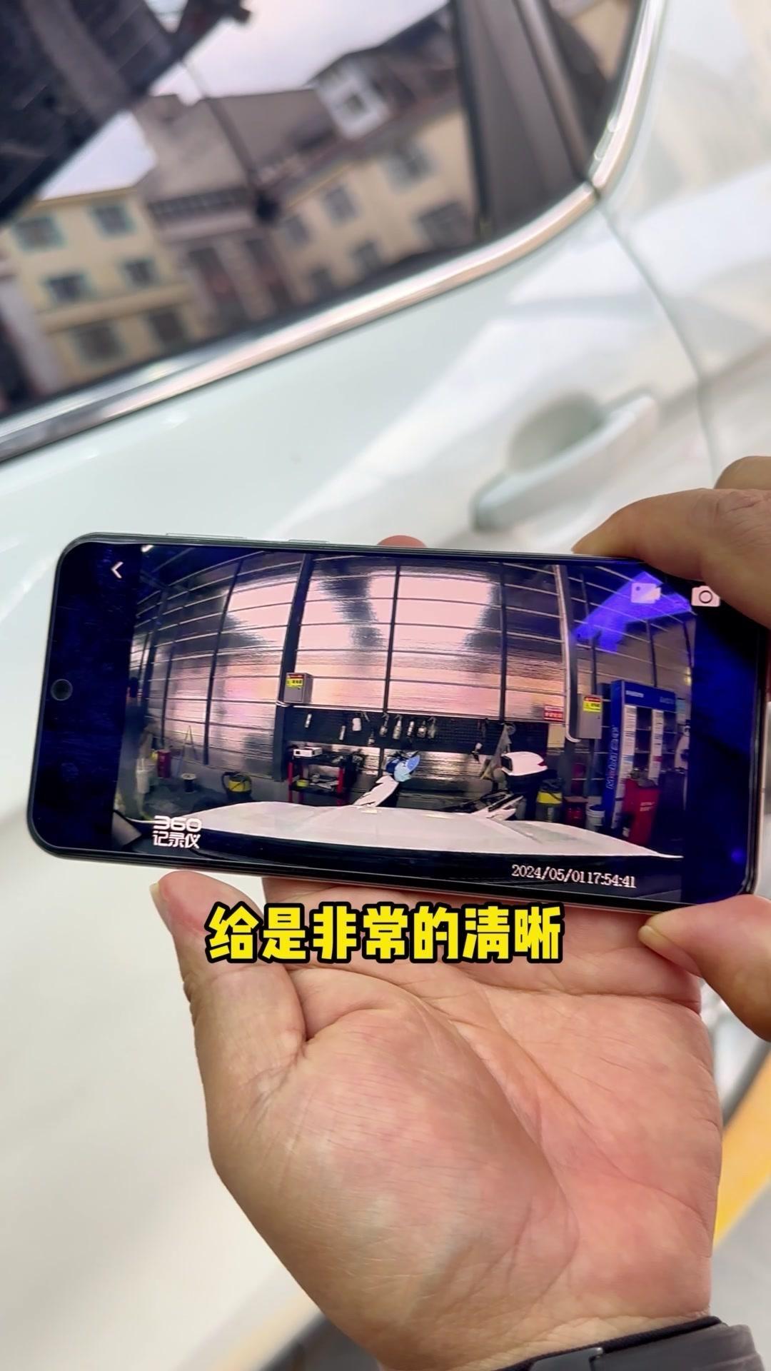 长安cs35安装399停车监控记录仪.记录仪仪连接到手机上,清晰度超赞!