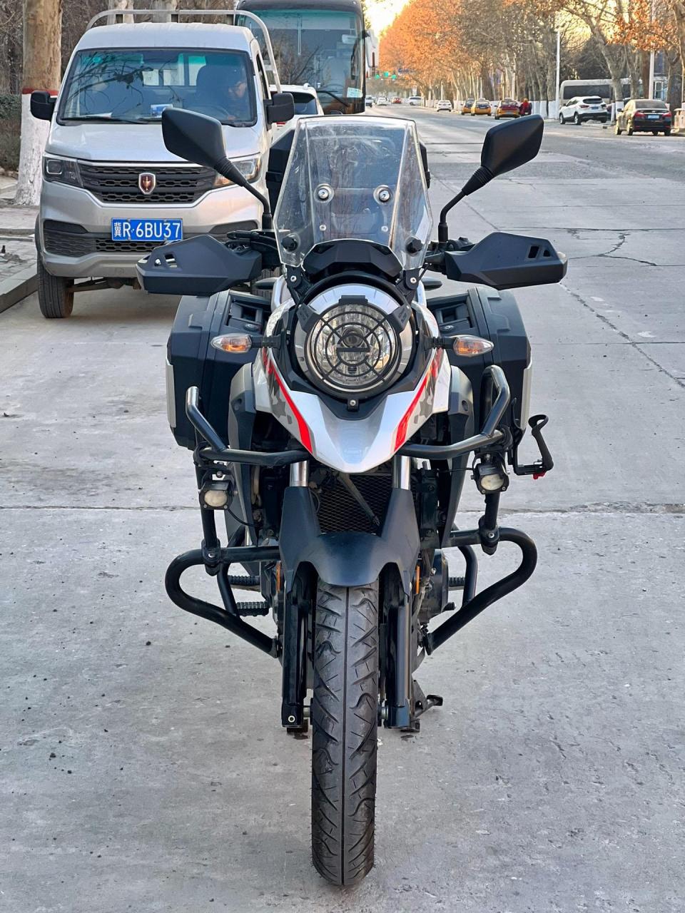 22年铃木dl250 整车无伤 加装射灯 护杠 支架延长杆 大灯防护网 实用