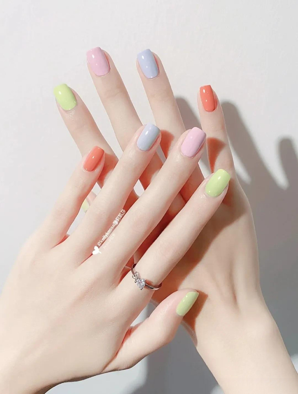 多巴胺女孩的最爱夏日限定马卡龙美甲分享温柔美甲 .