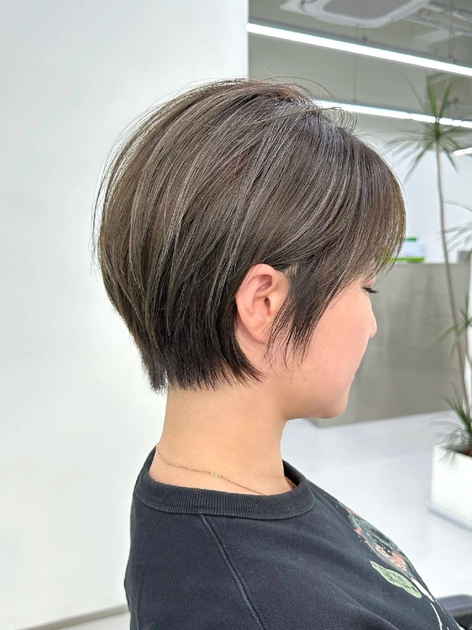 78 挑染发色 07最适合短发的欧系挑染 	 挑染融合发色,低调也不