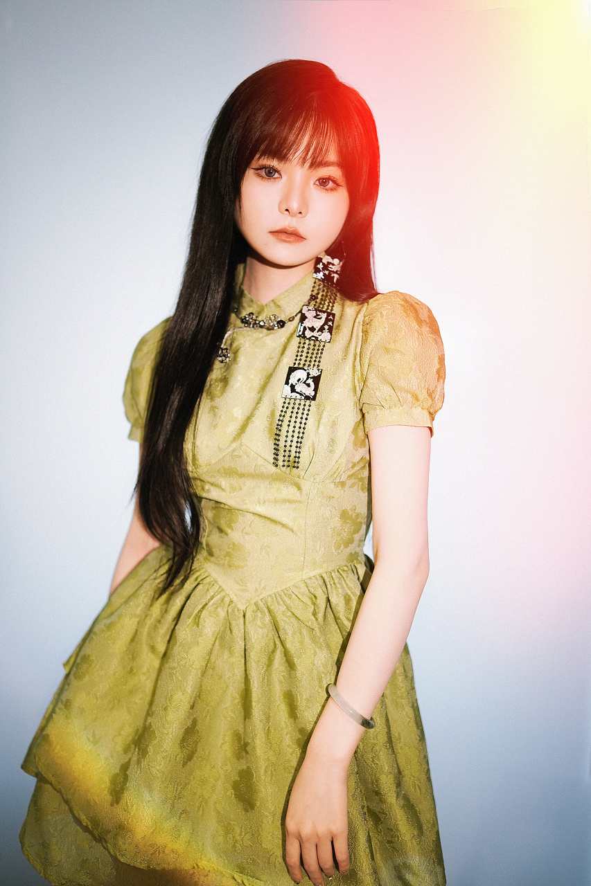 双笙#  感谢大家上午的超凡热情 准备上台唱歌啦!