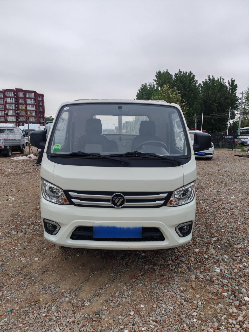 福田祥菱3.7米栏板,汽油1.