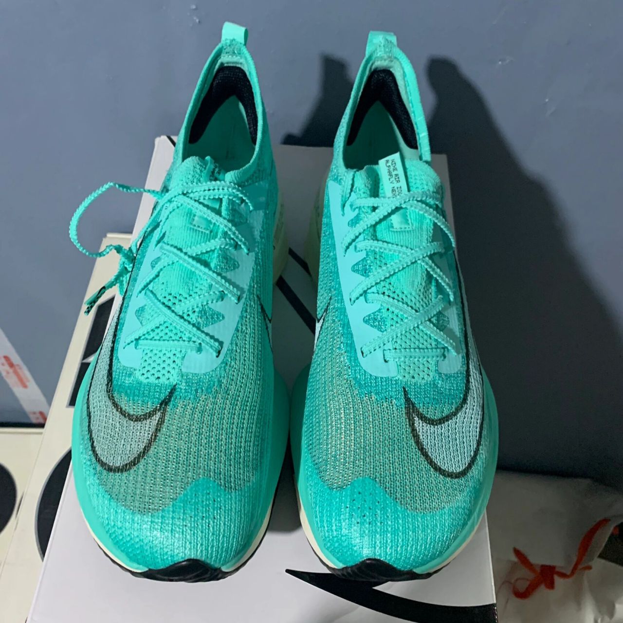 耐克nike阿尔法 alphafly next% 马拉松跑鞋       这双阿尔法 zoom x