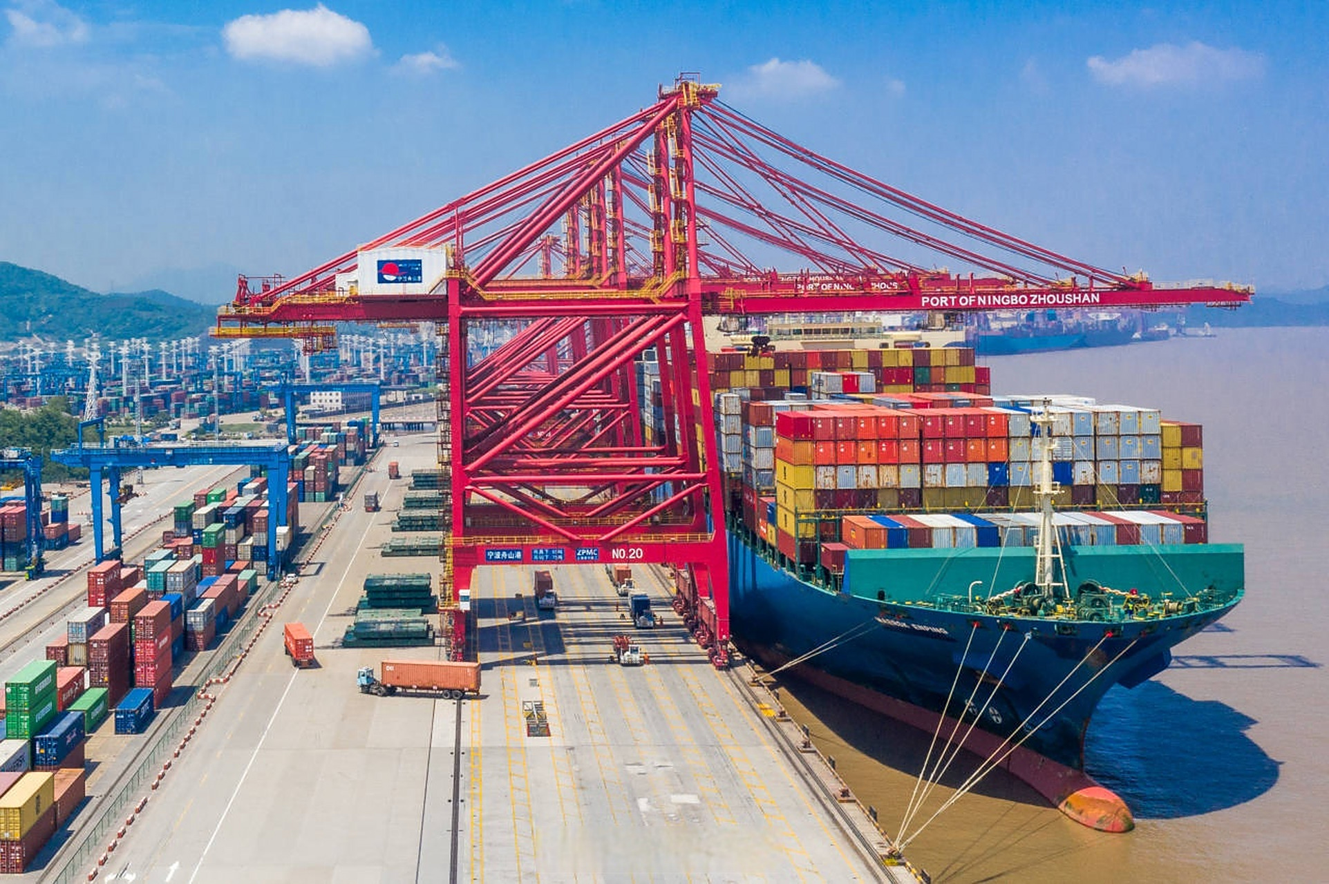 100天时间,精准对接394家目标企业,力争新引进港航服务企业全年营收超