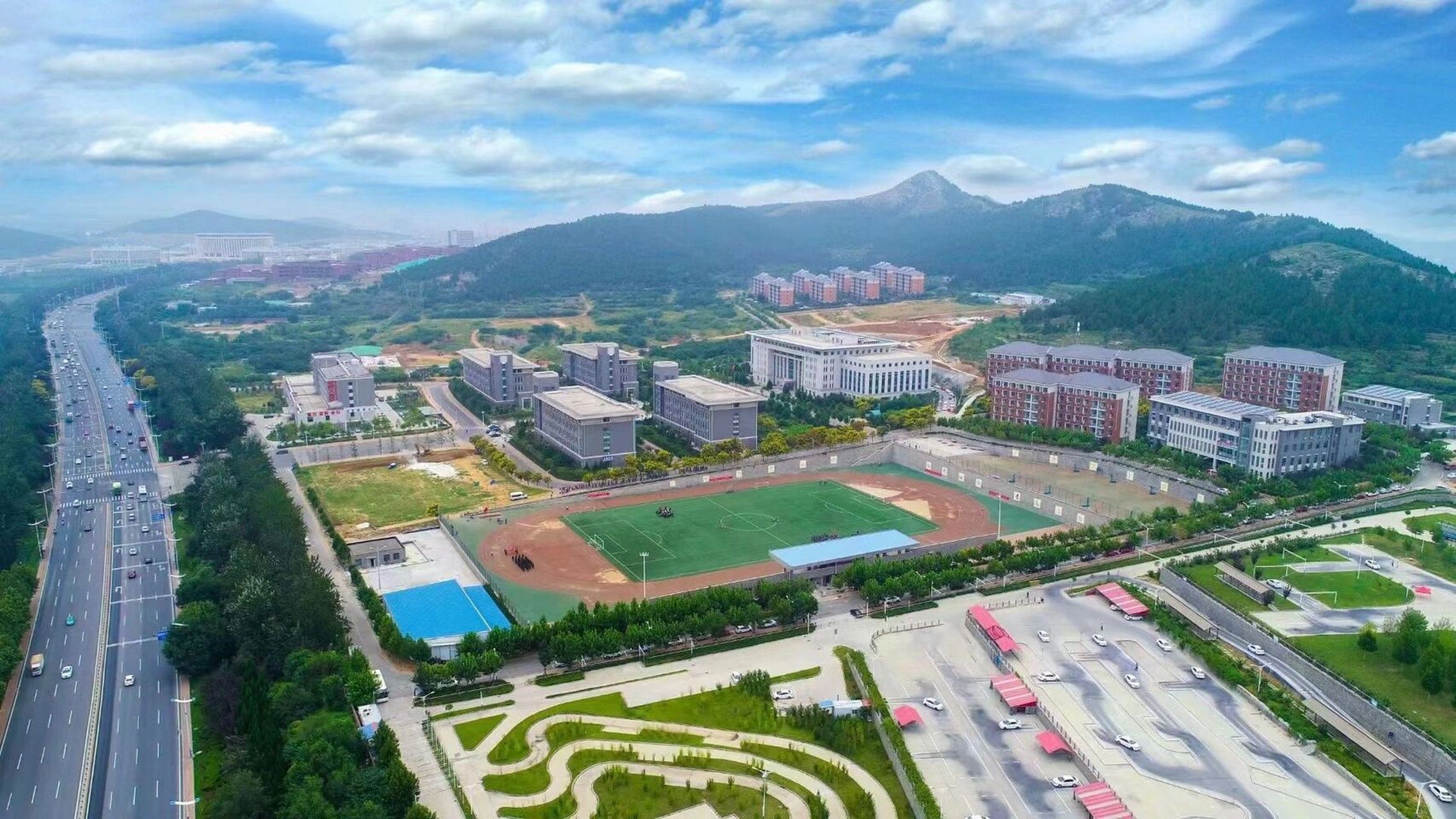 欢迎了解济南职业学院 在线蹲想了解济南职业学院的同学270分到480分