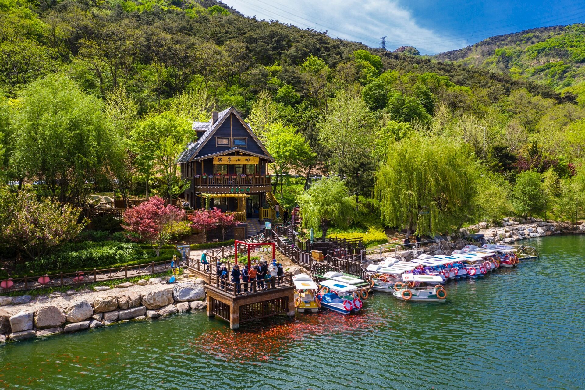 大连遛娃打卡圣地76长青湖公园/免费 73地址:大连高新园区凌水路