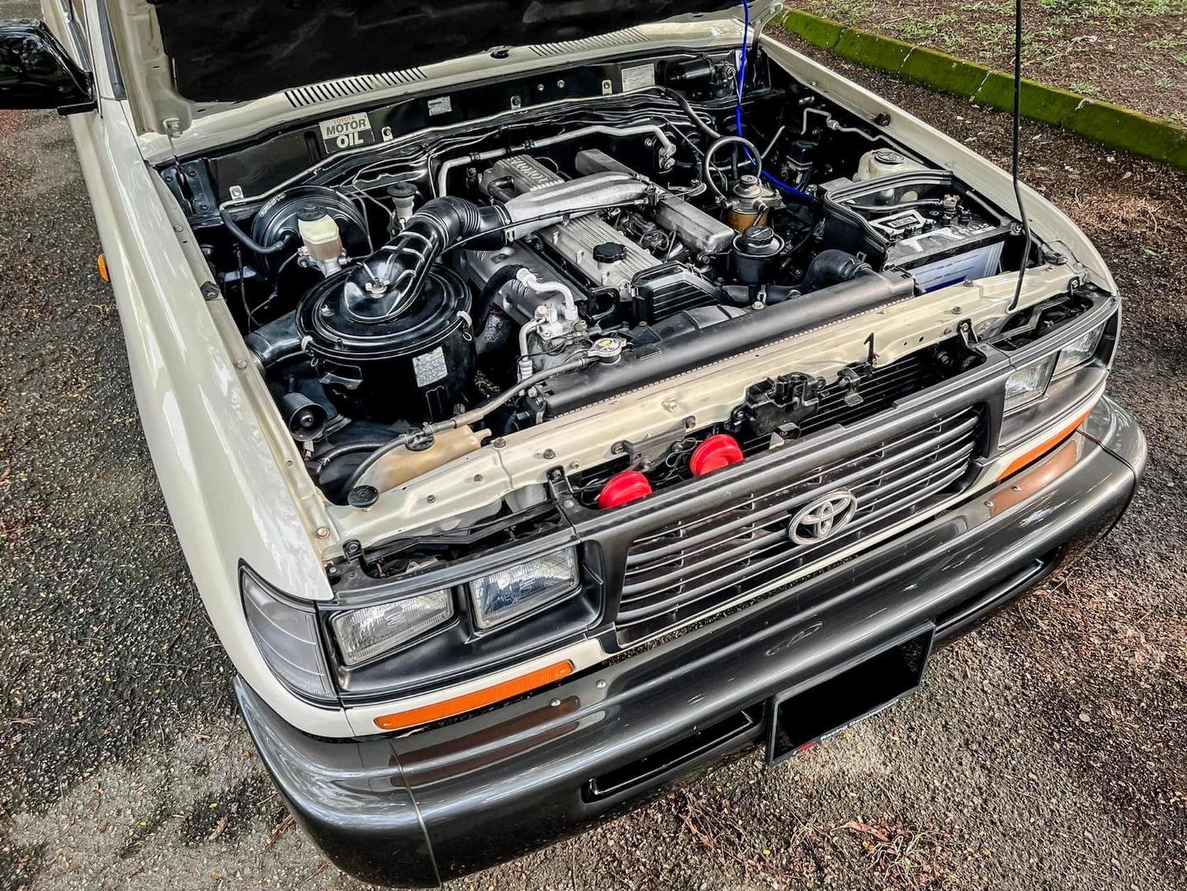 land crusier lc80.丰田陆地巡洋舰 hzj80 4.