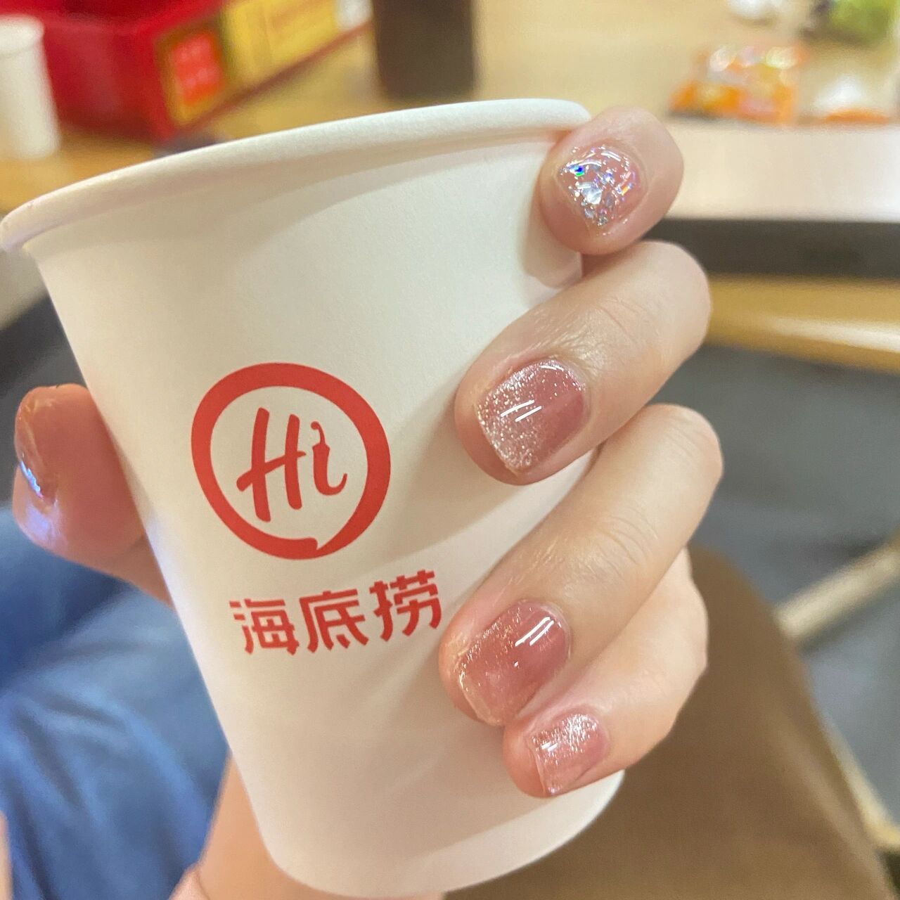 小红书最火海底捞的猫眼美甲!太ins风～真的好好看!