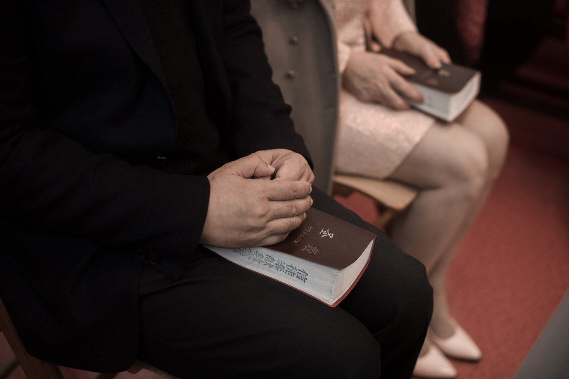 教堂婚礼|以爱的名字宣誓 在牧师的见证下,在基督里他们成为夫妇.