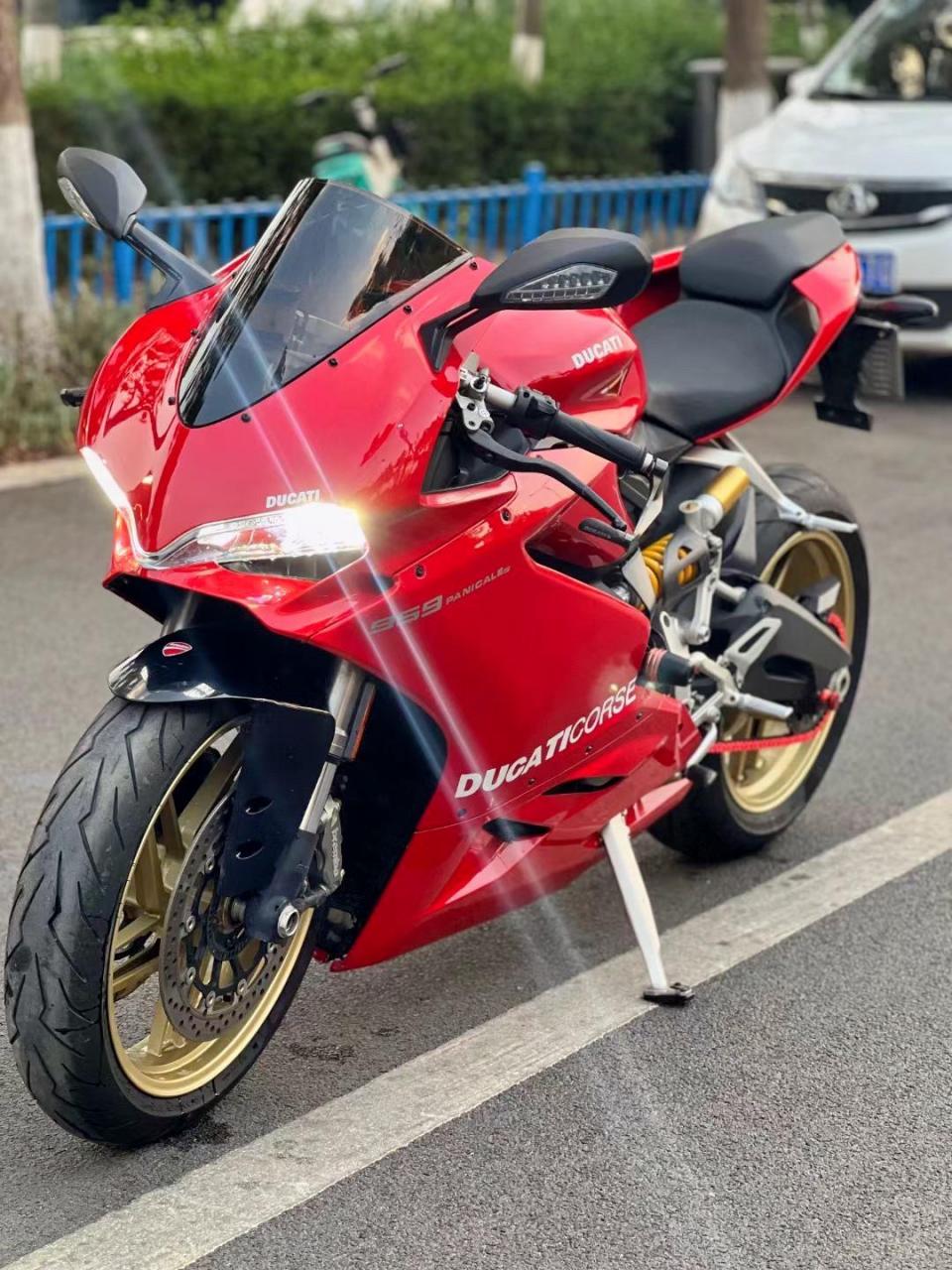 【新到车型】:杜卡迪 959 panigale 【新车落地】:191000元 【上牌