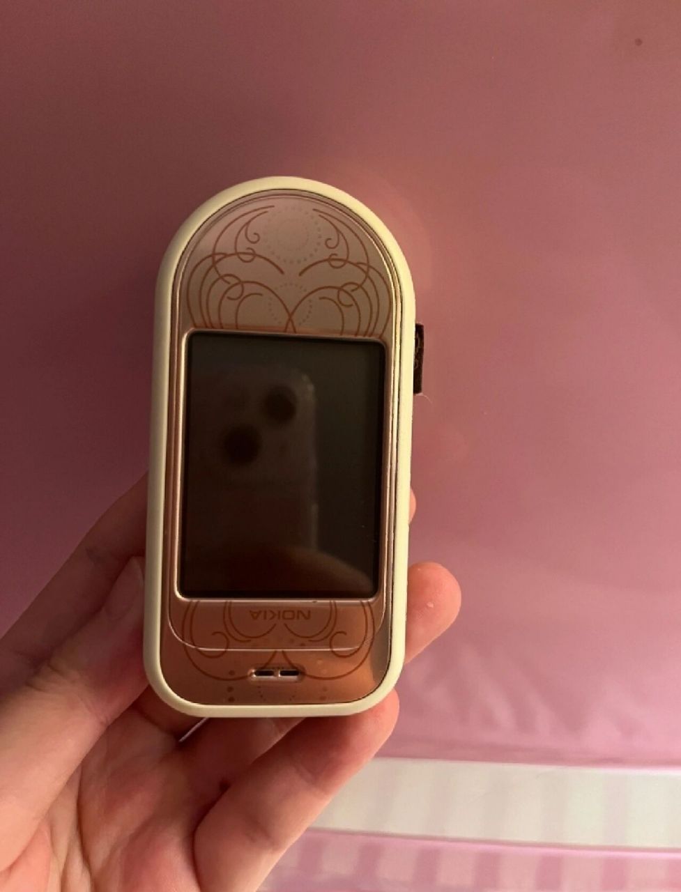 00后没见过的诺基亚千玺年玫瑰金旋转手机  诺基亚7373玫瑰金,小学的