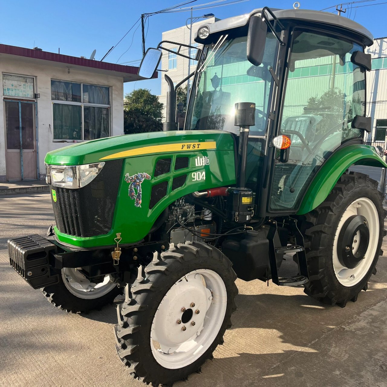 山拖904大宁波桥四轮拖拉机 参数配置 拖拉机 : 90hp67 转向系统:全