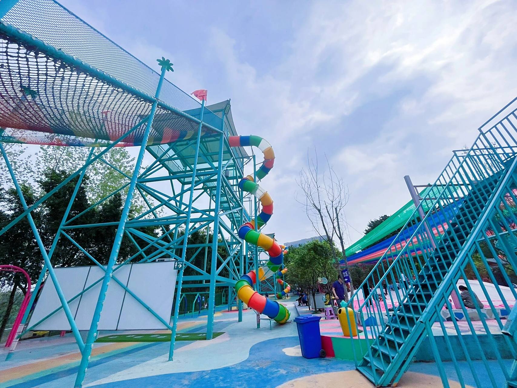 重庆渝北大耳朵亲子乐园(打卡) 游乐园:大耳朵亲子乐园 地址:重庆市