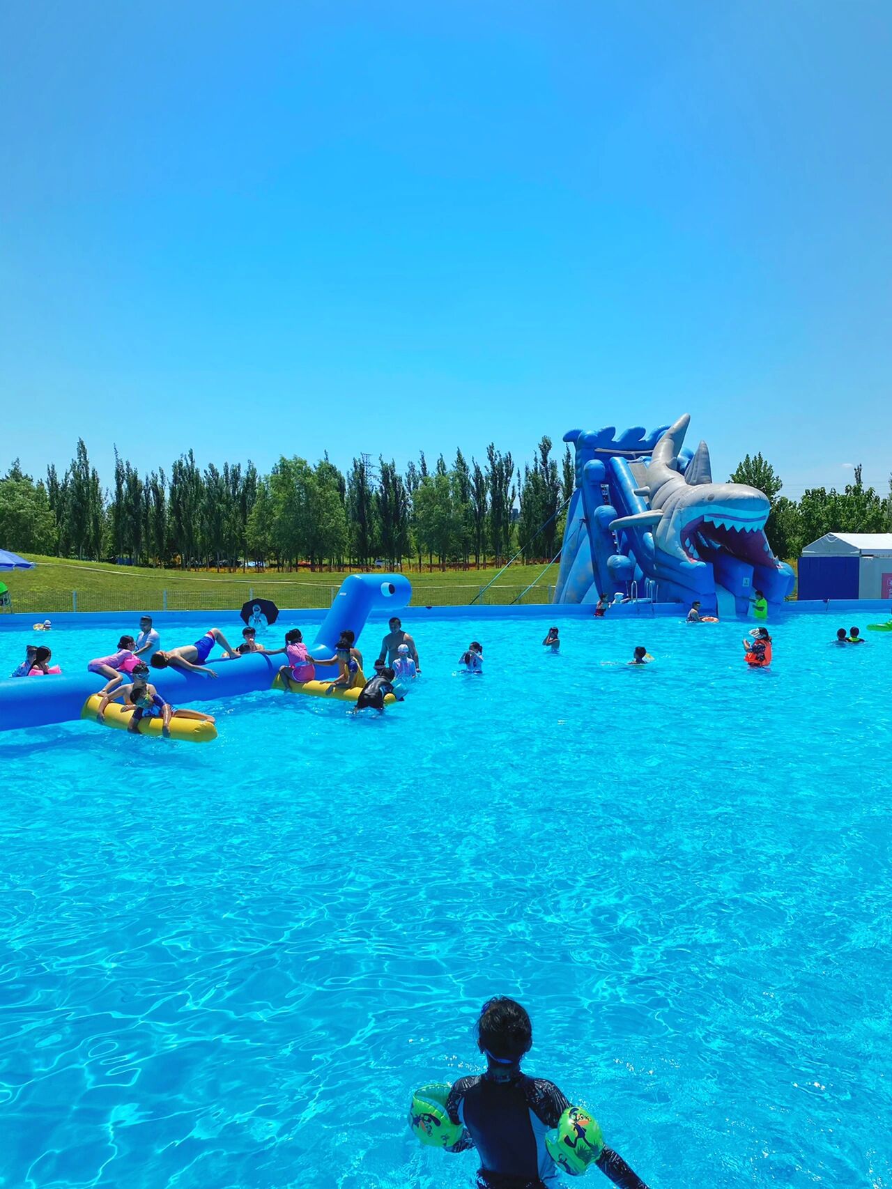 位置:通州绿心公园p5停车场南侧(9315马路对面) 	 门票:我买的