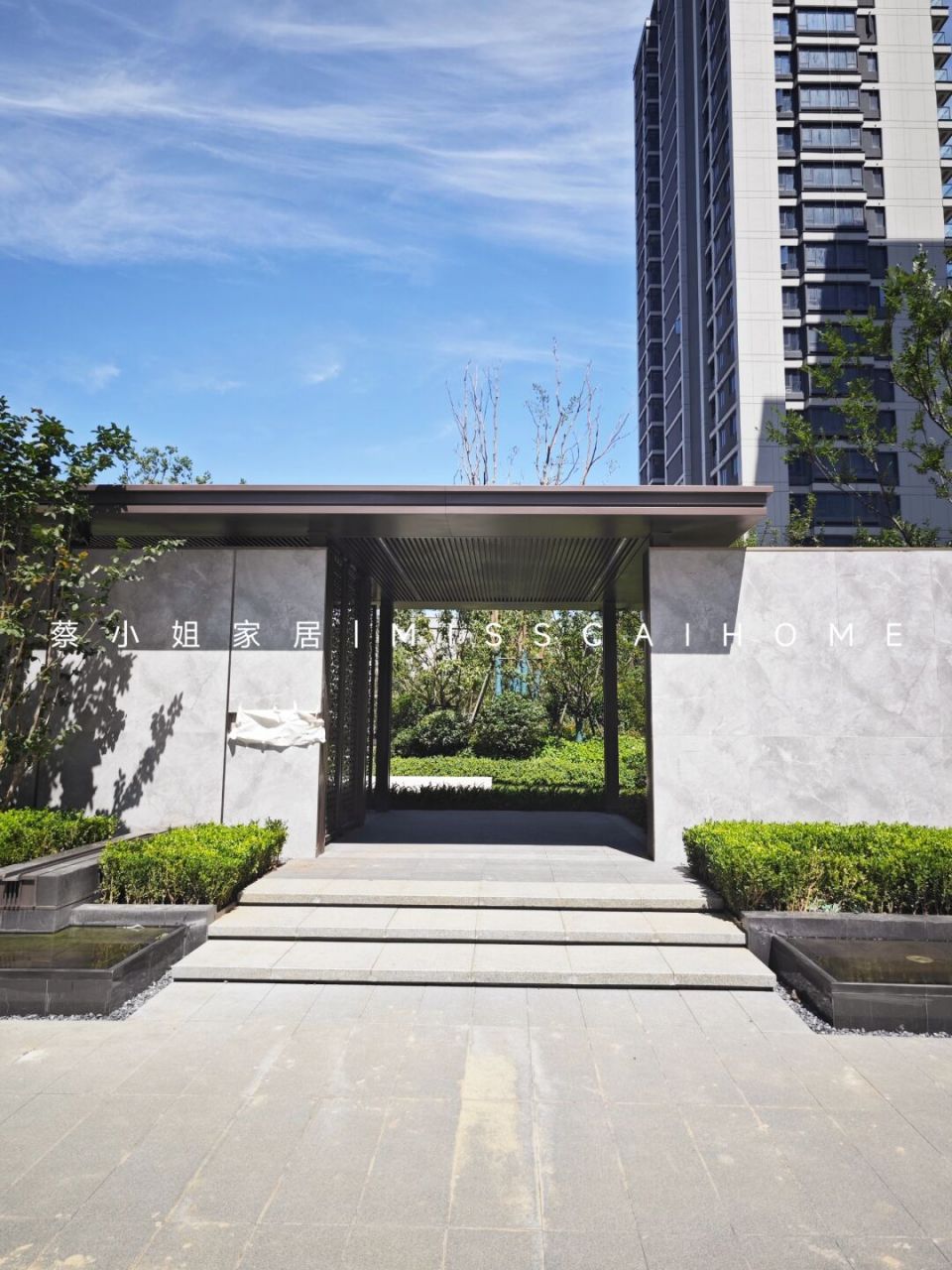 74前段时间有好多粉丝问我们去龙湖天玥的消息,趁这几天天气不错