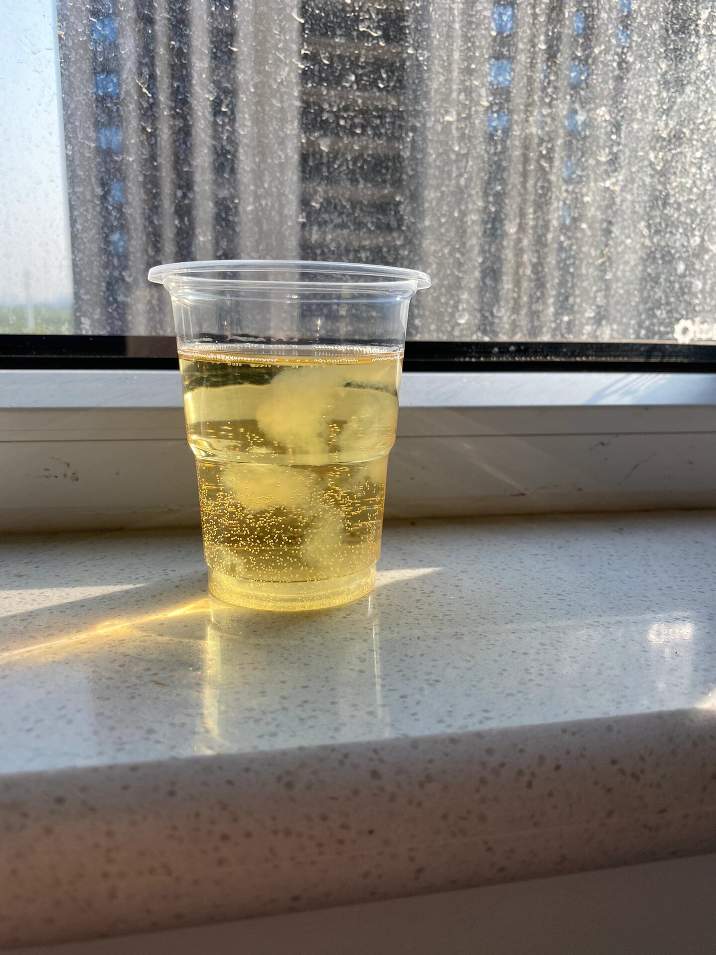 酒精77晨尿测试(孕期) 晨尿7775度酒精1比1静置3小时 漂浮物(云朵