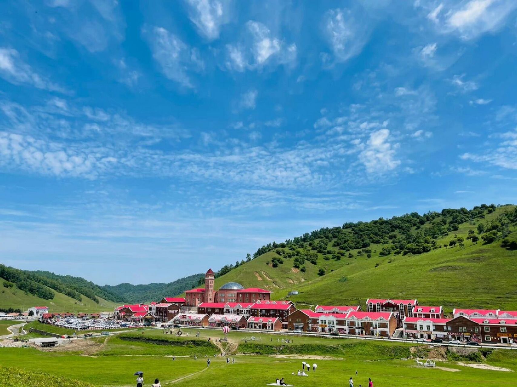 90关山牧场打卡攻略丨西安周边最美的地方 9898藏在家门口的