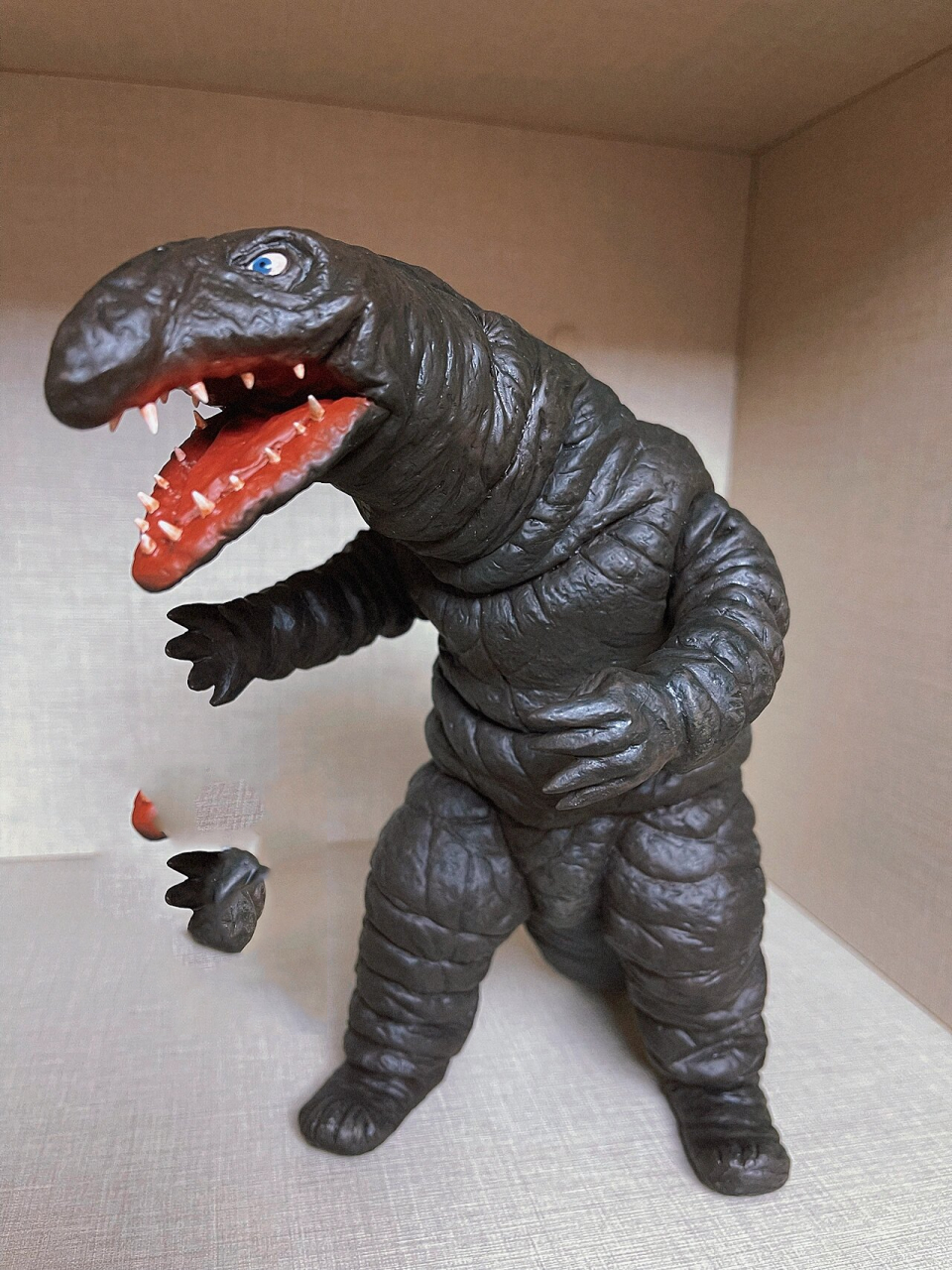 到货分享:xplus 地底怪兽 台顿