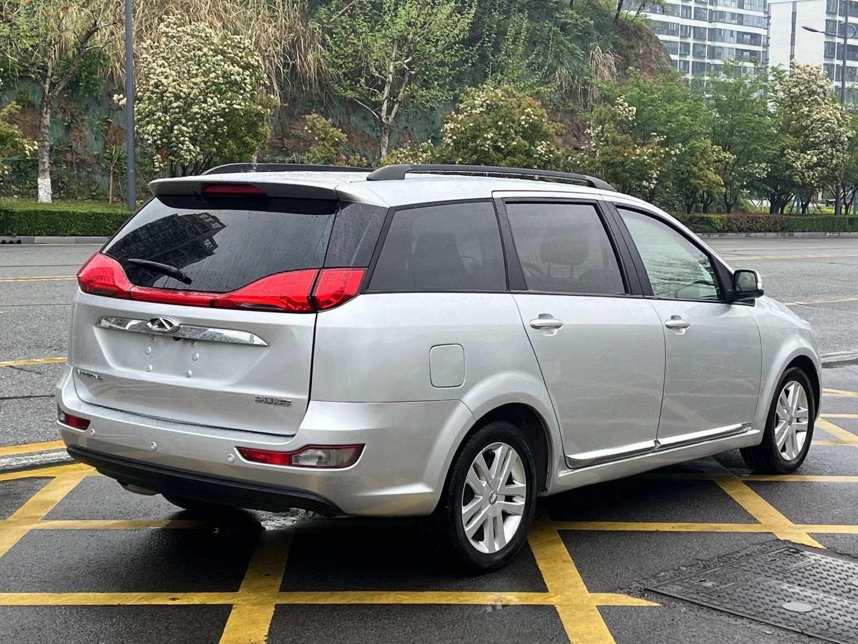 新到15年奇瑞艾瑞泽m7,最便宜7座wagon旅行车型,2.0自动高配,车况精品