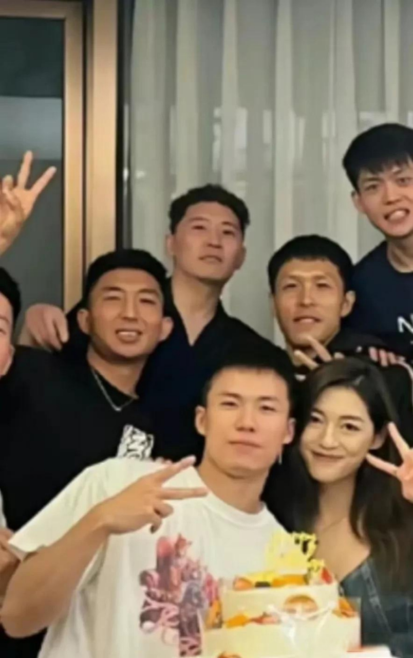 喜欢野球帝,是喜欢王师傅,老魏,刘守元等几位球员.