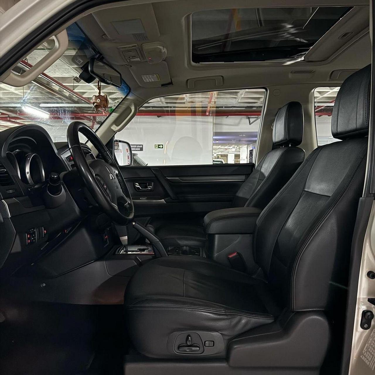 帕杰罗天花板了你见过吗两门柴油4m41,v88