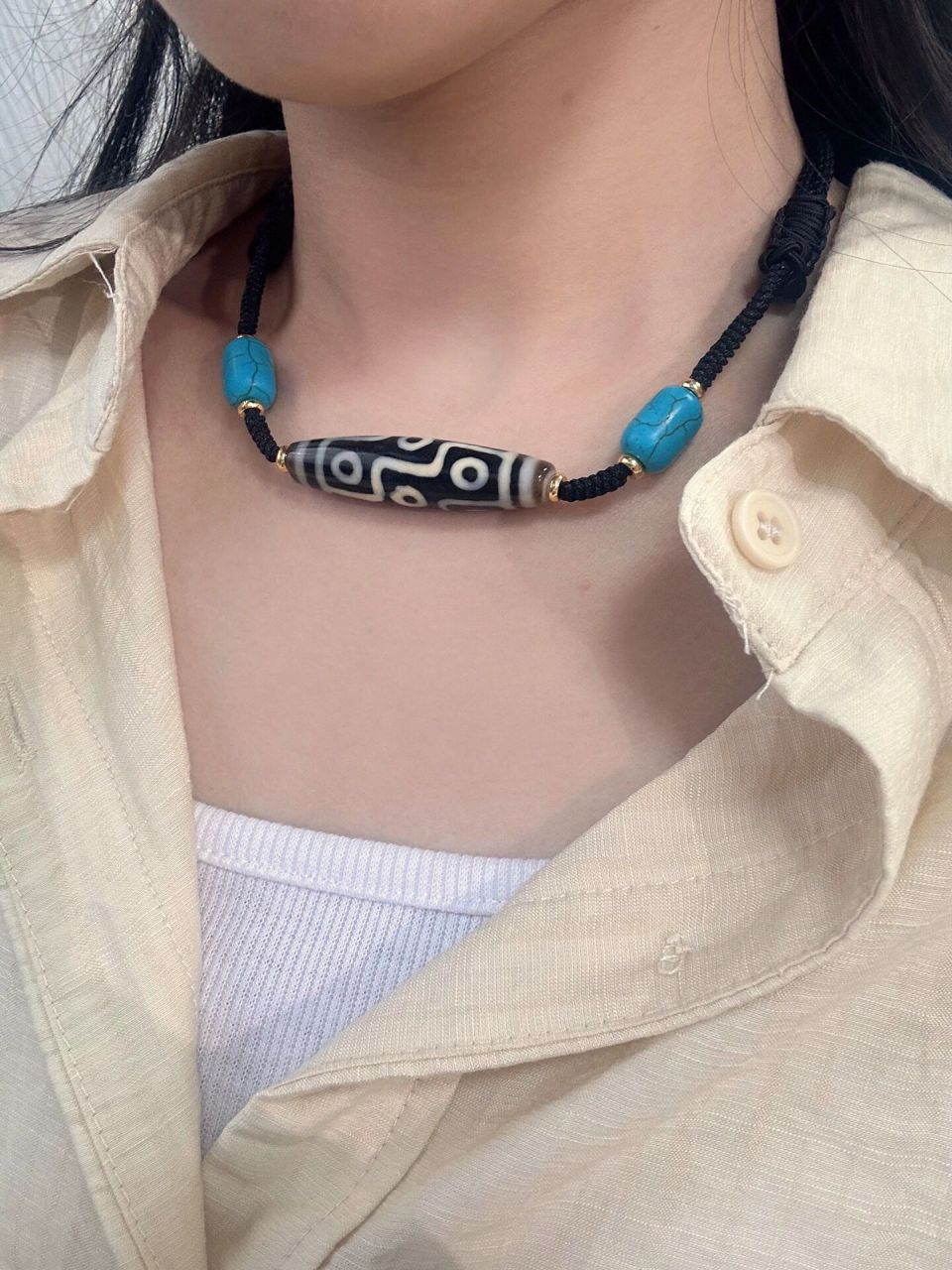 总是能看见有人说女生不能戴九眼天珠!9799基本上有两种说法!