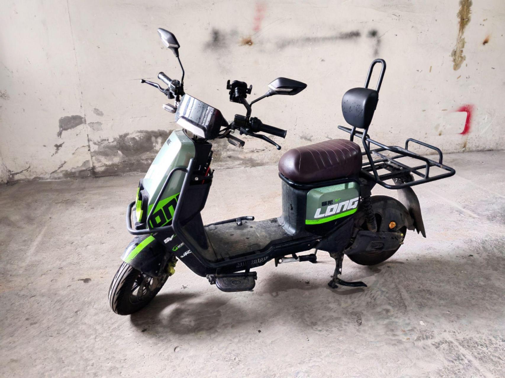 二手电动车 巨龙电动车巨能五代,智能版,只骑了两个月