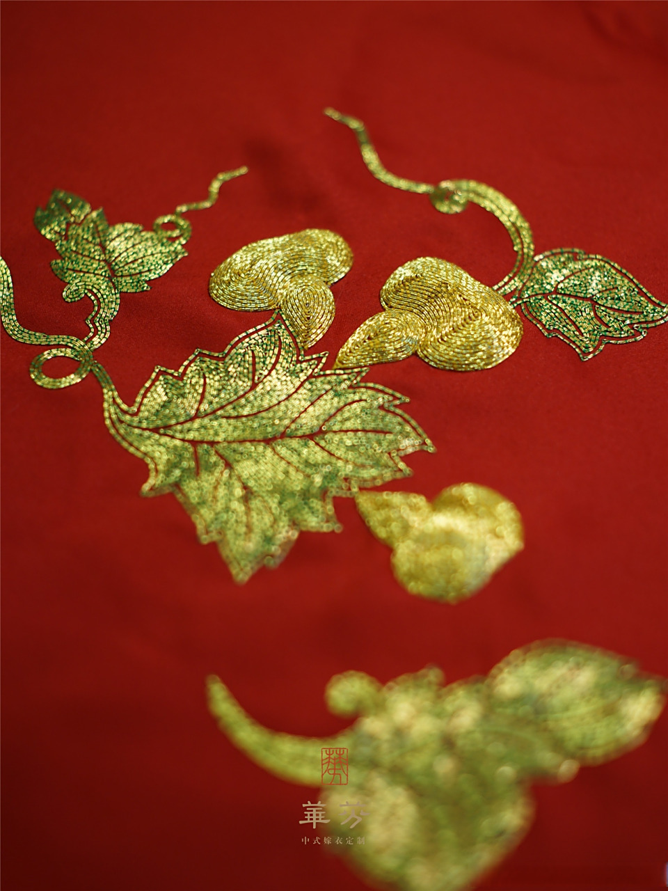 新款男士囍服,盘金绣葫芦图案.