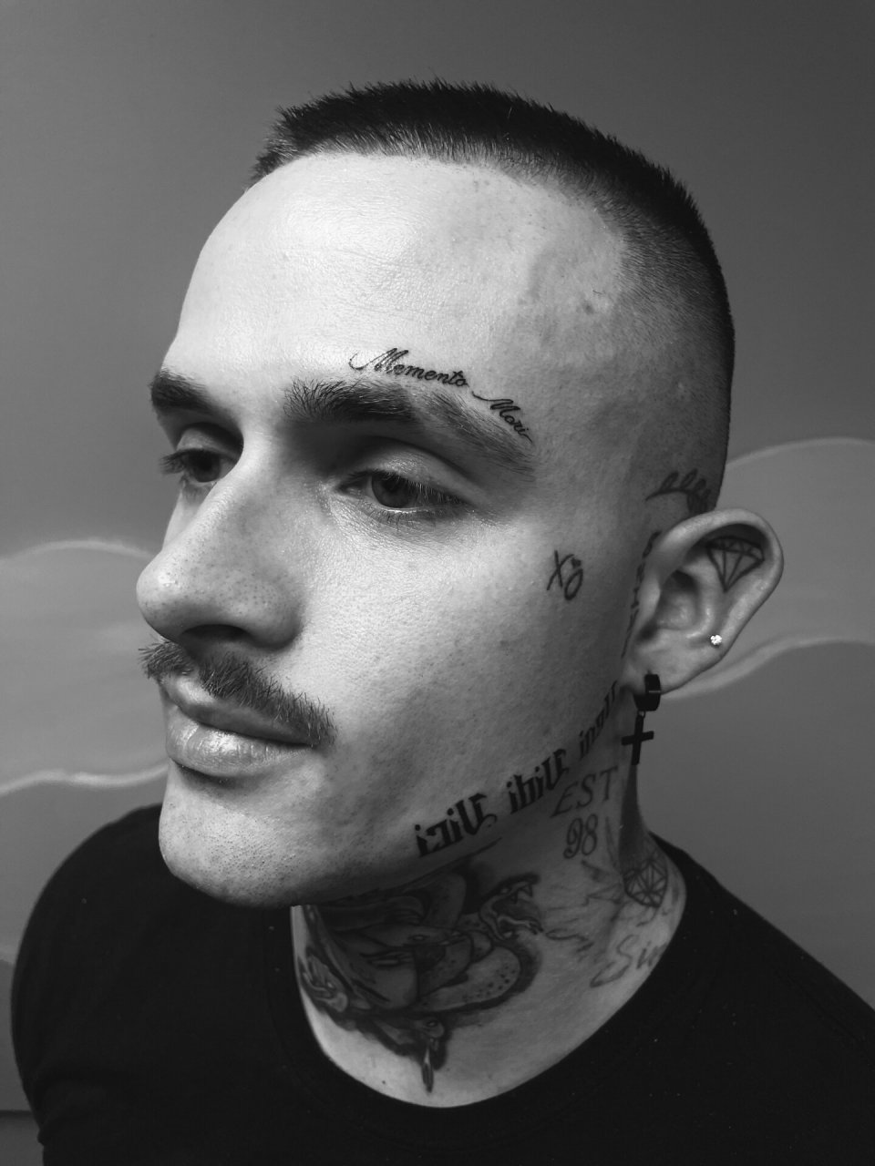 脸部纹身|美国费城纹身 作为一位纹身爱好者,真的是都不够纹了!