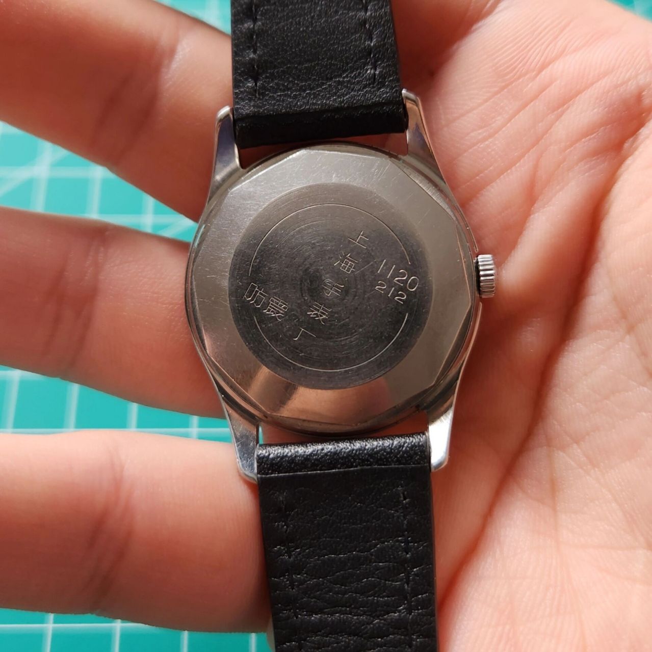 老上海牌手表好品1120 1968年生产,经典刻度,非常耐看,盘面9品,无硬伤