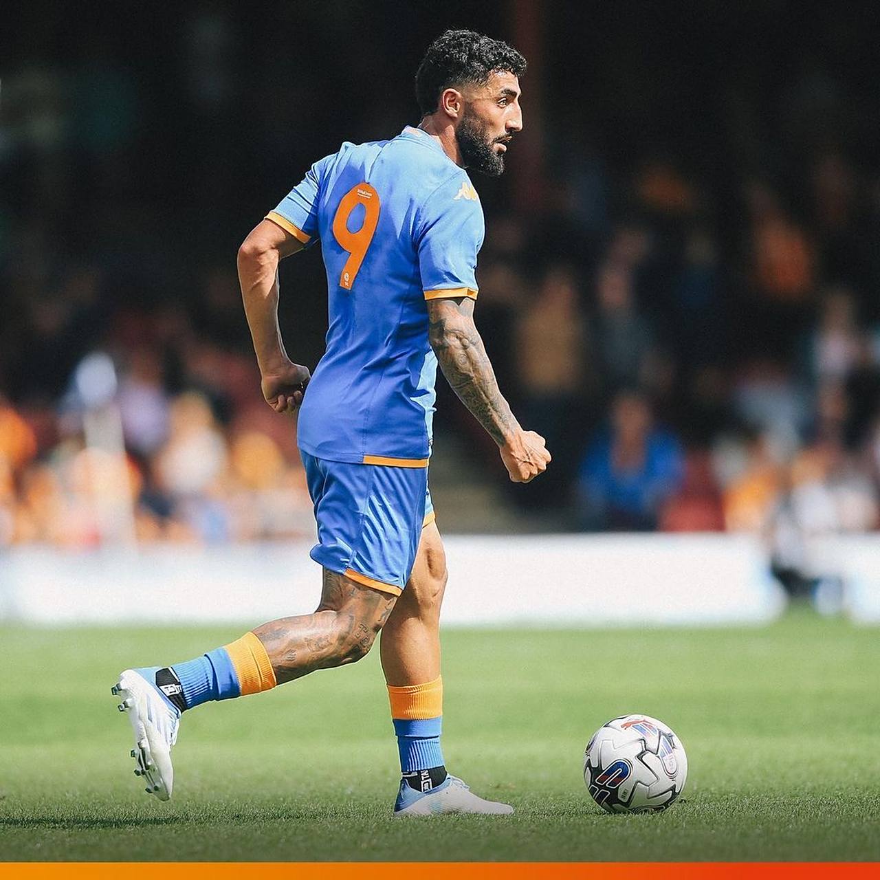 赫尔城发布2023-24赛季第三球衣 #足球#0202#小红书竞技场#02