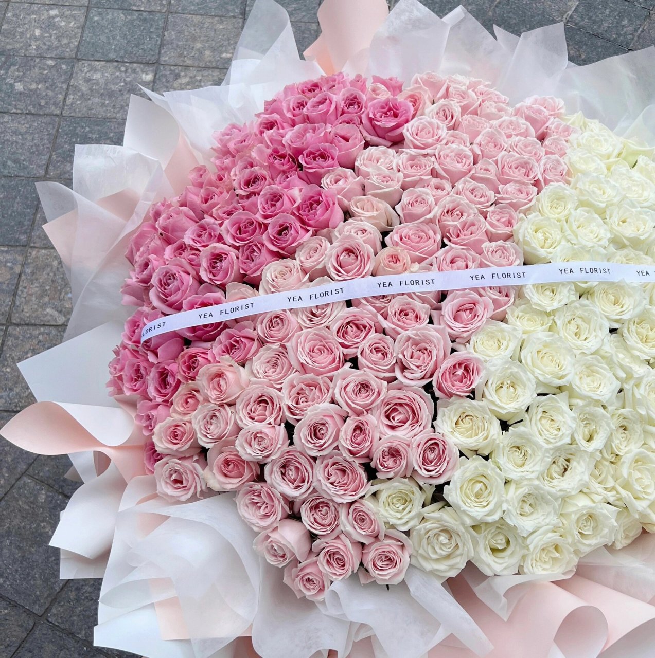 520| 粉白渐变玫瑰花束 送给公主的要好看又浪漫滴