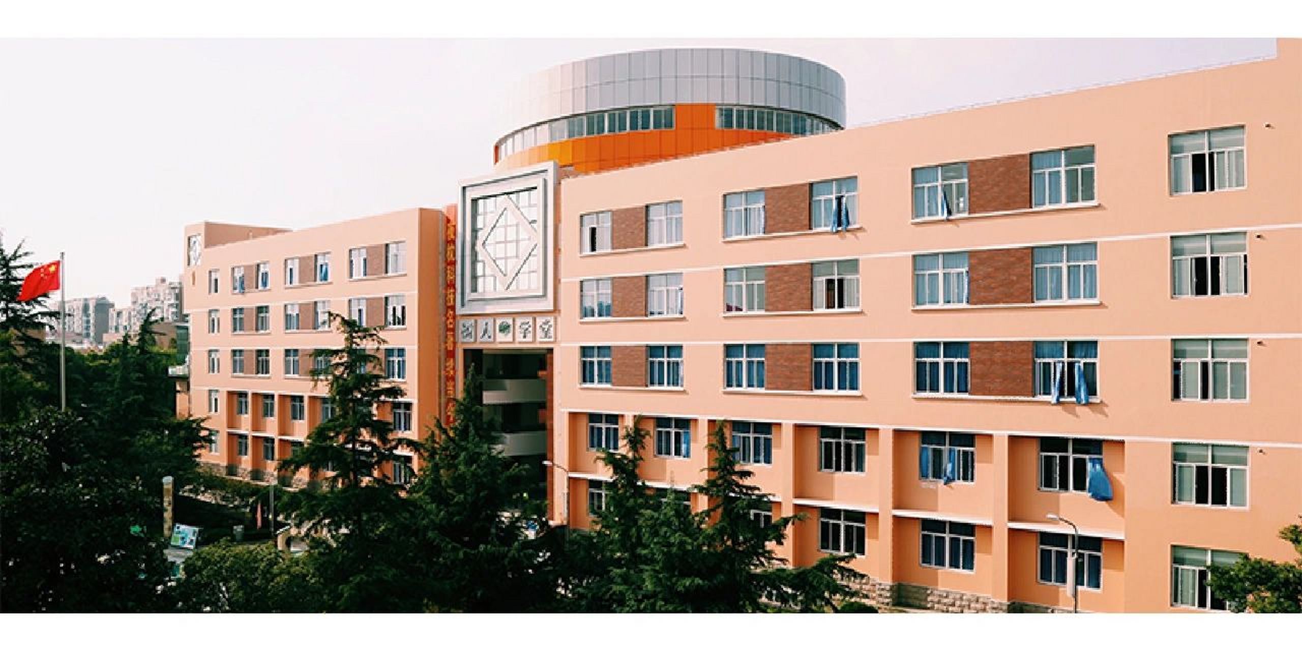 走进名校—上海七宝中学:魔都"八大"之一 学校介绍 上海七宝德怀特