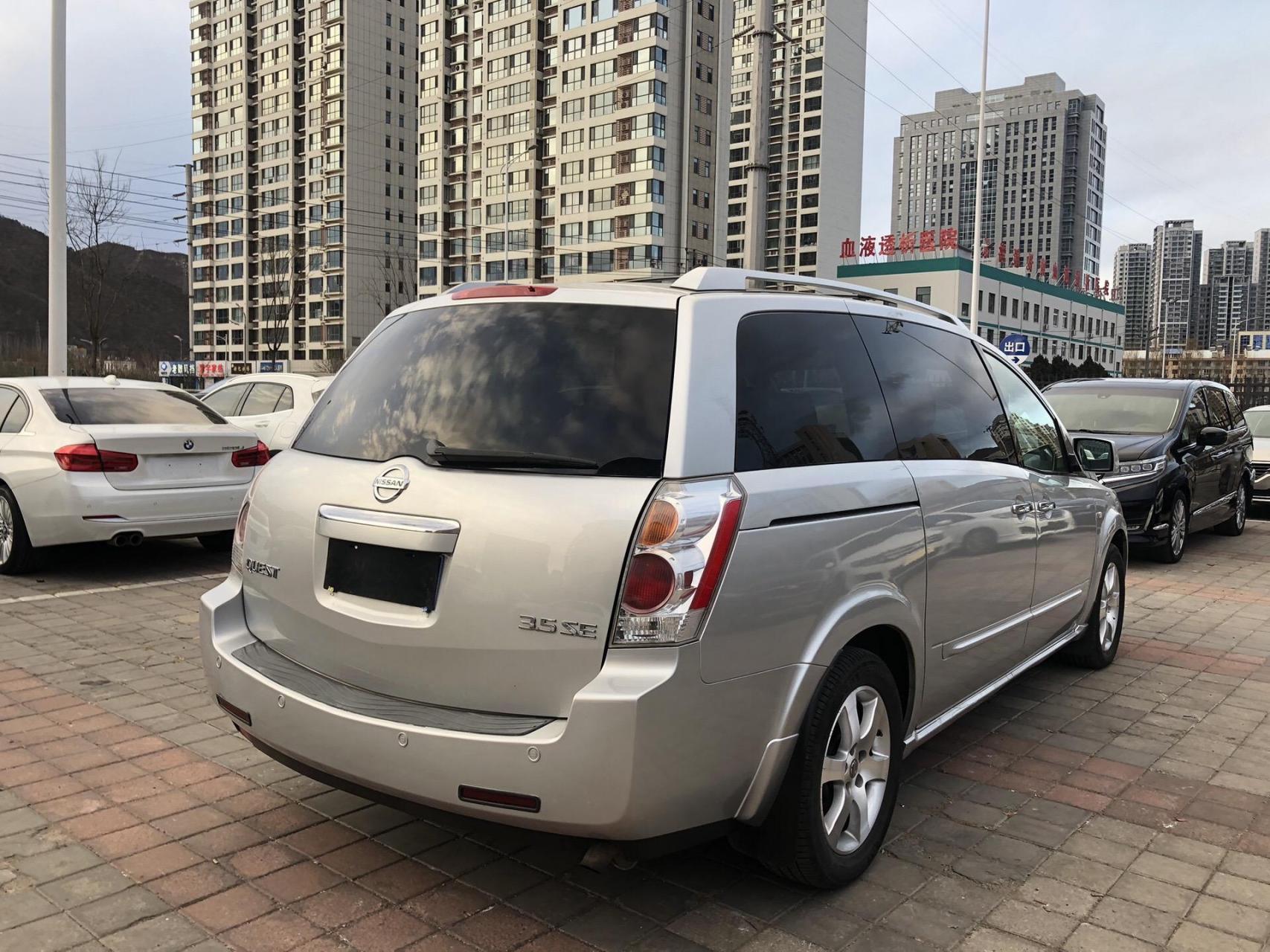 2007年日产贵士3.